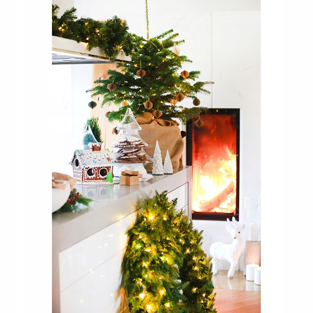 FIGURKA CHOINKA z betonu architektonicznego ŚWIĘTA Wysokość produktu 22 cm