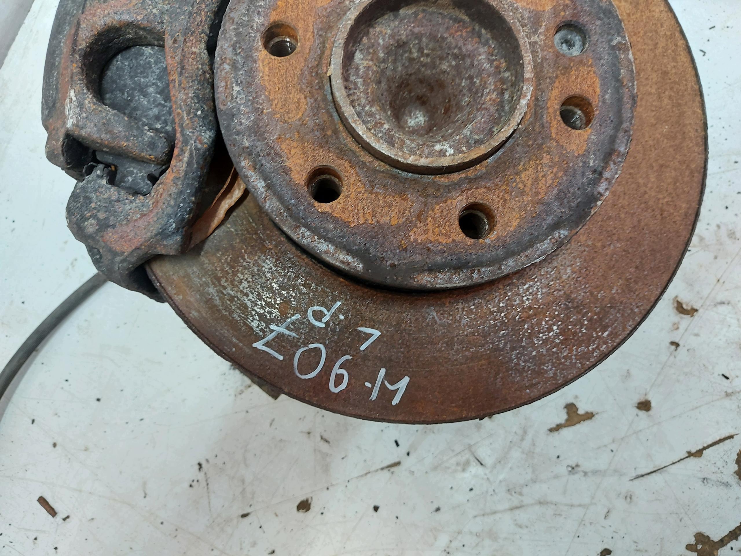 Mercedes Sprinter w907 2020, 2.1 CDI swing front left