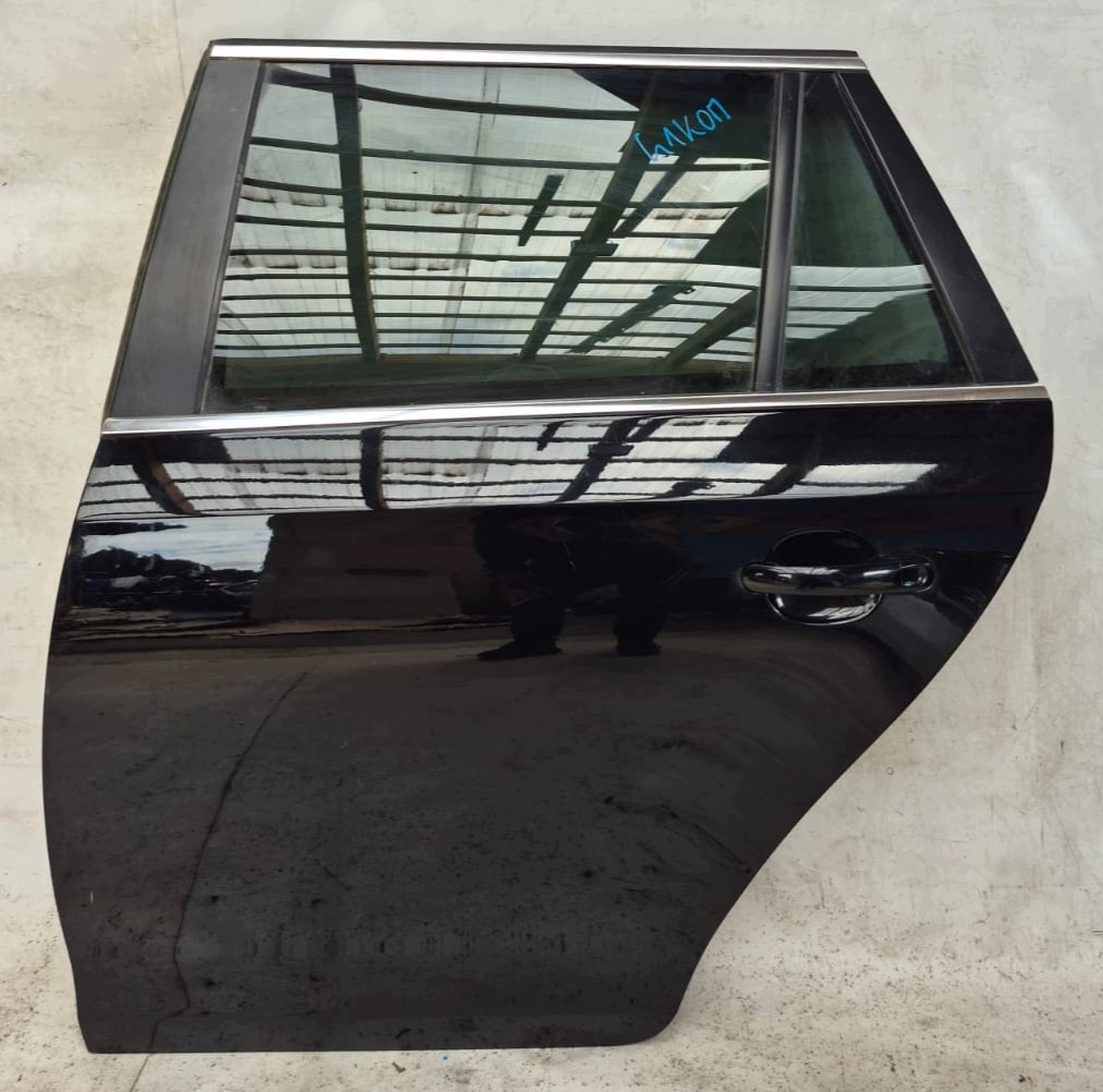 VW GOLF V VI 5 6 KOMBI door left rear part rear. complete