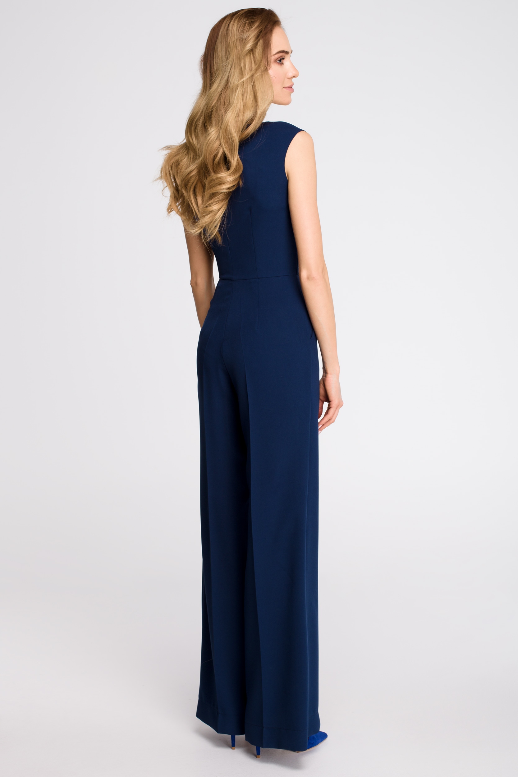 ELEGANCKI DAMSKI KOMBINEZON KOBIECY Z SZEROKIMI NOGAWKAMI GRANATOWY 38 M EAN (GTIN) 5903068413681