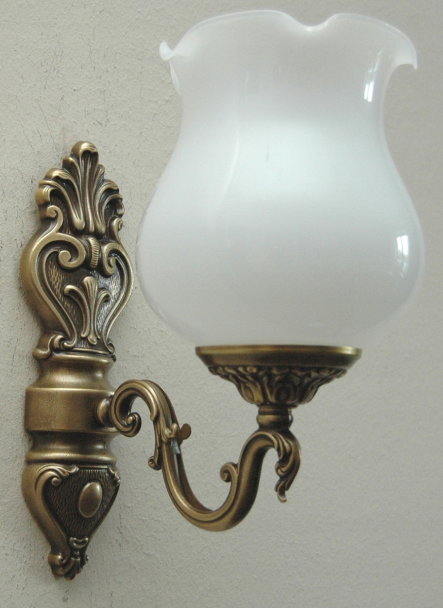 Mosadzné nástenné svietidlo, nástenná lampa z mosadze