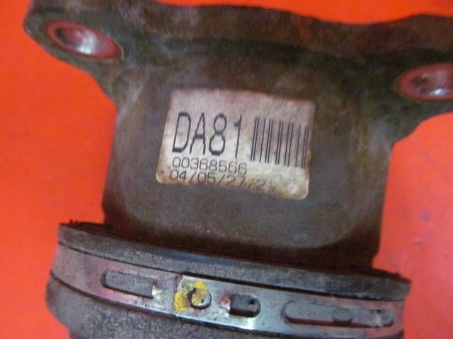 TOYOTA RAV4 II 2 2.0 D4D 1CD-FTV semi-axis left rear part rear