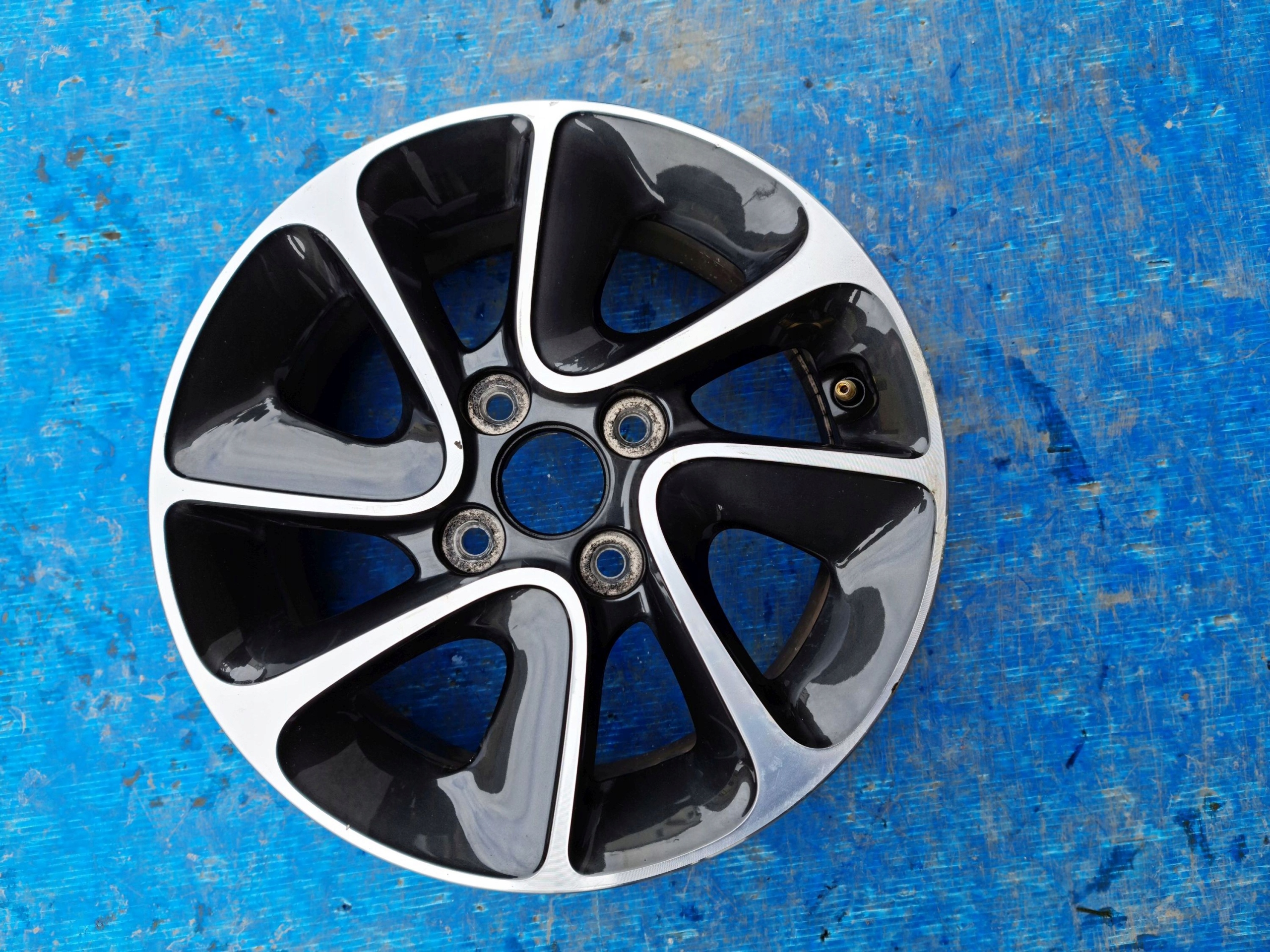 disk HYUNDAI ET47 4X100 5,5JX14