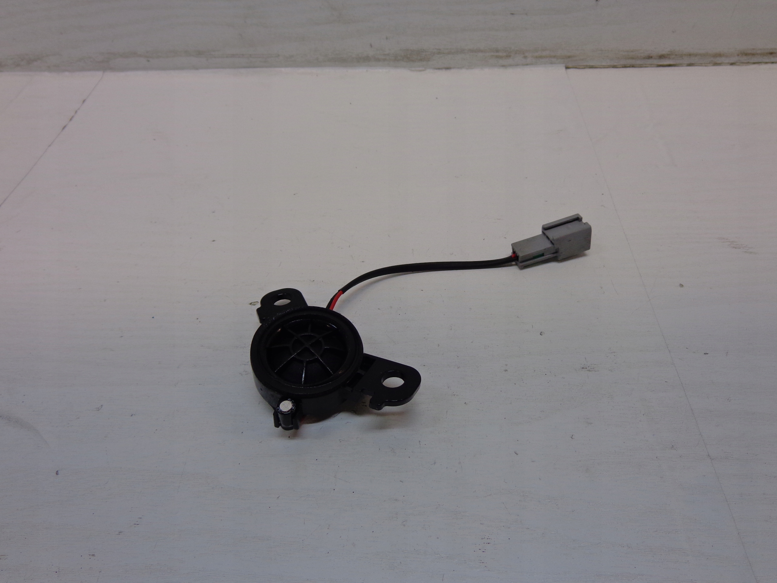 | KIA STINGER GT speaker door left rear part HARMAN 96315-J5000