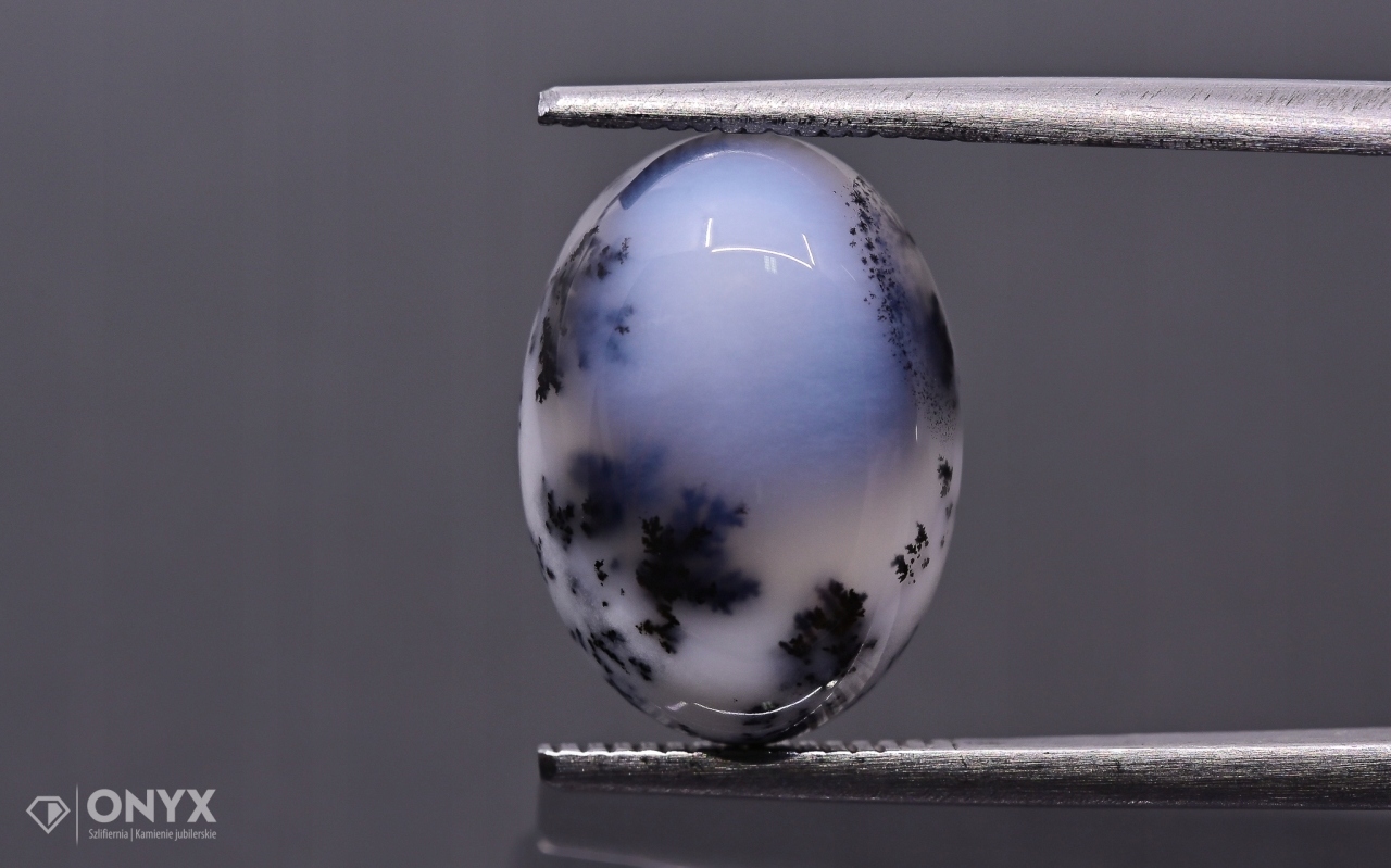 Dendritový achát z Turecka kabošon ovál 14x10 mm