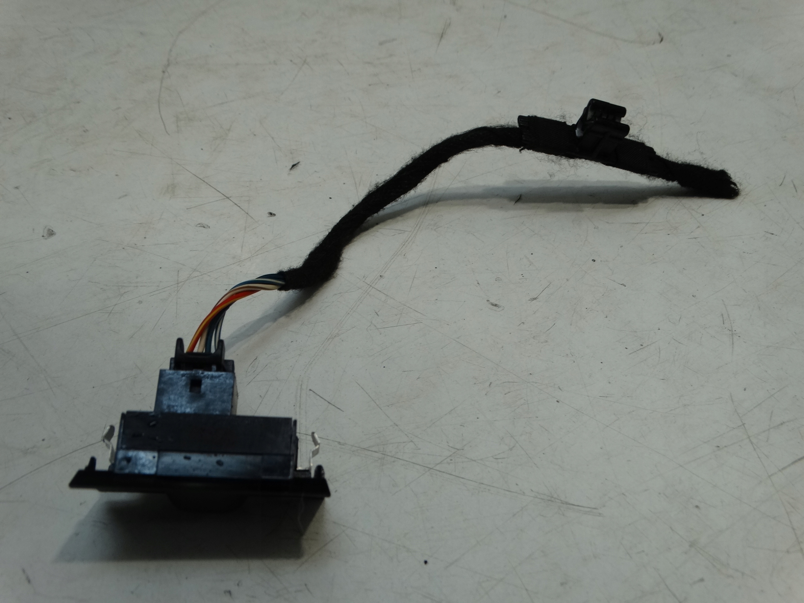 Sensor NASLONECZNIENIA AUDI A4 B8 07-15R. 8K0907539 4 PINY