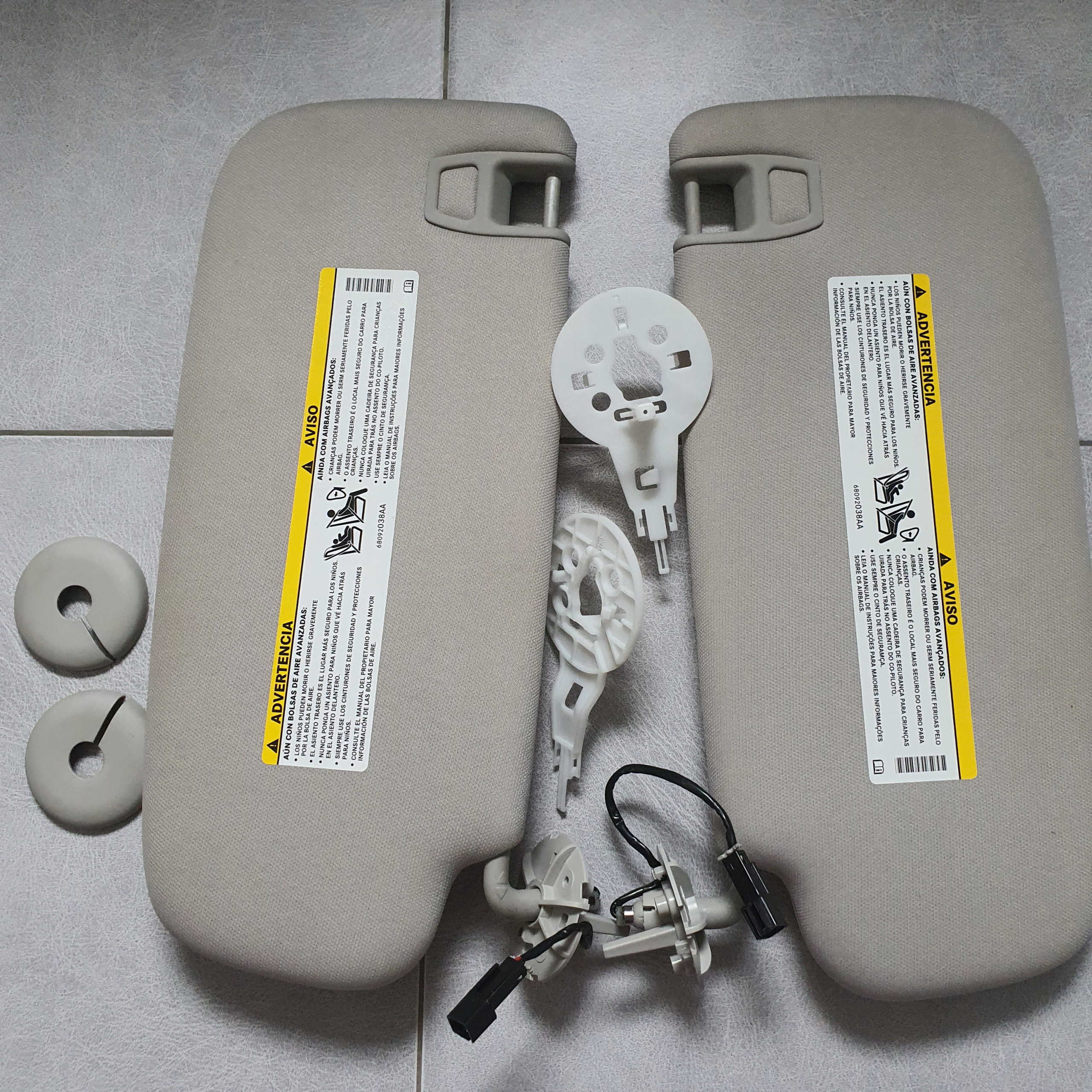 Nowe osłony przeciwsłoneczne Mopar Jeep Grand Cherokee 11-13