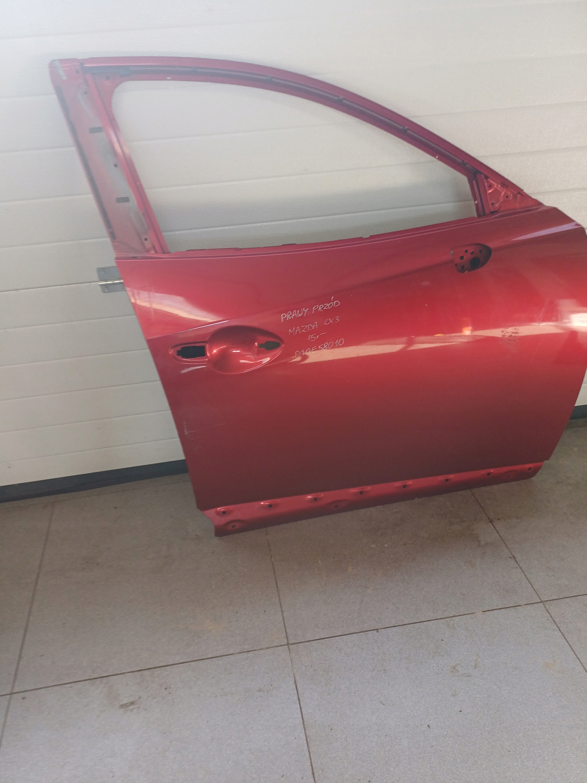 door right front MAZDA CX3 15R- D10E58010
