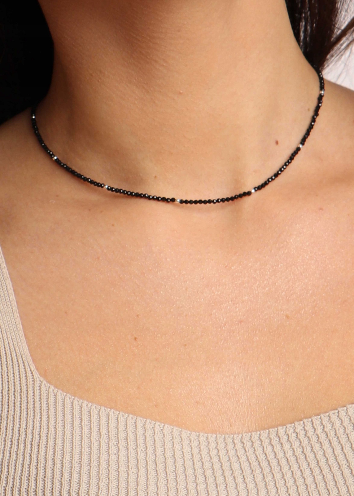 Náhrdelník choker z přírodních kamenů