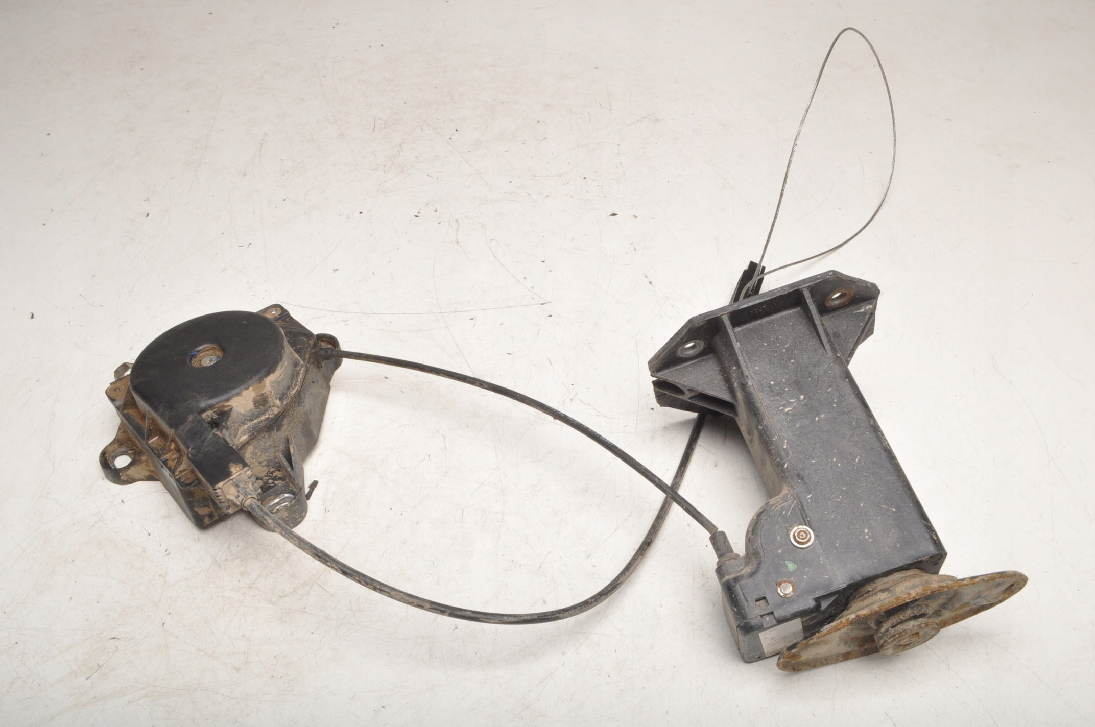 PEUGEOT BIPPER WINDA KOŁA ZAPASOWEGO