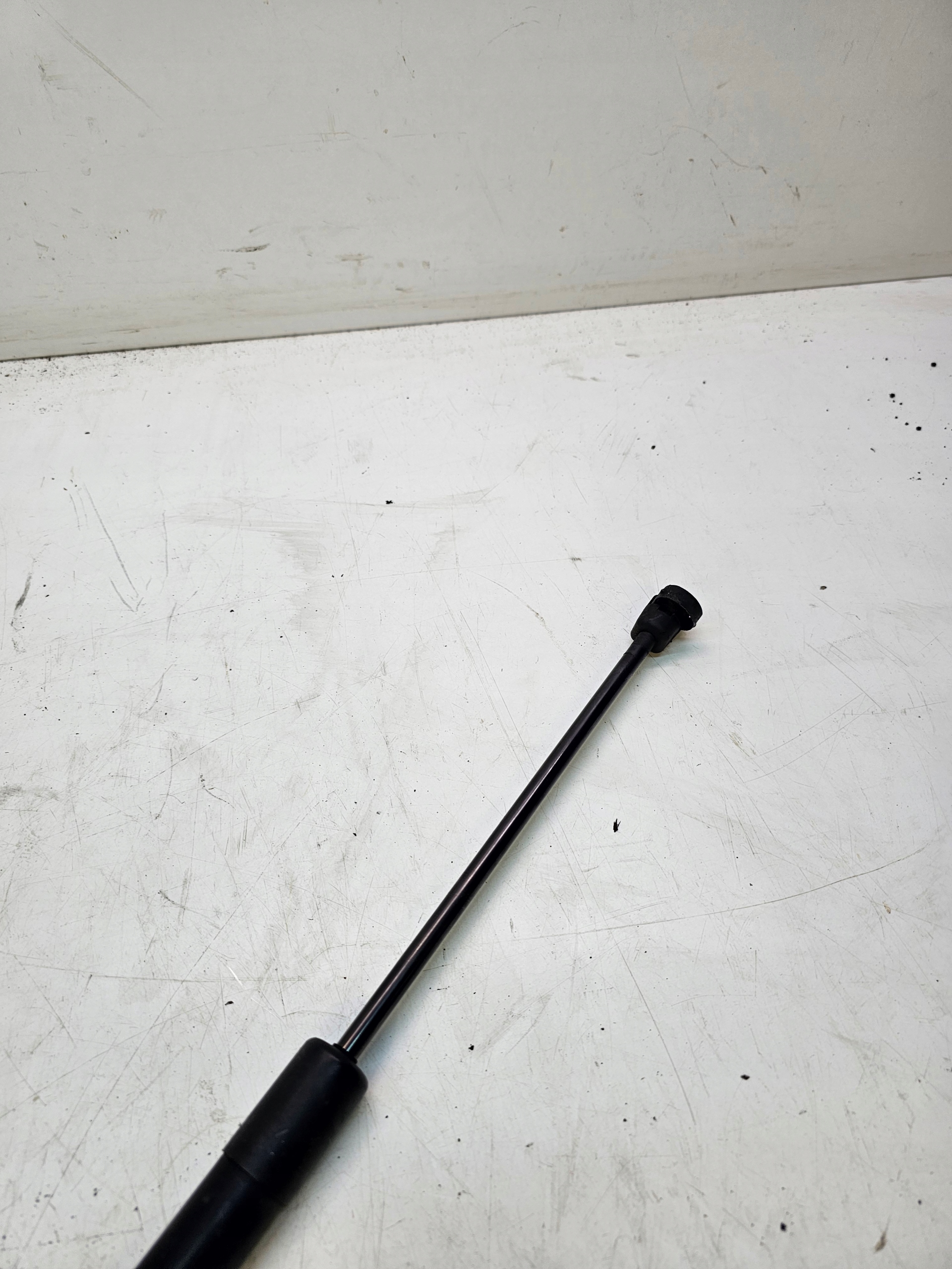 damper telescope bonnet rear part AUDI Q5 8R 8R0827552A