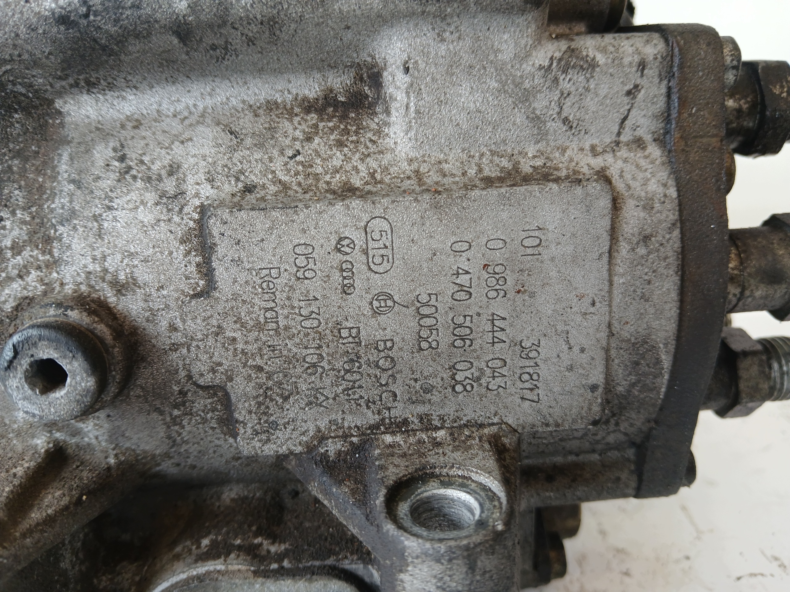 AUDI A6 C5 VW PASSAT B5 2.5 TDI Einspritzpumpe 059130106KX 059130106K