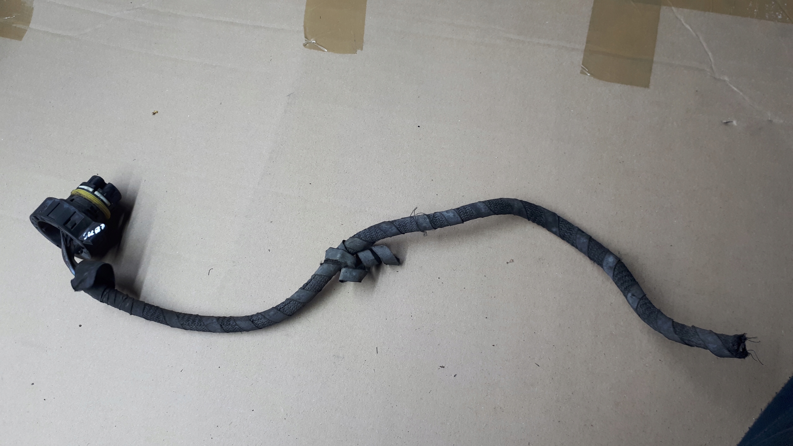 А4 В9 8Вт вилка куб коробки 4M0973716 А5 Q7 Q5