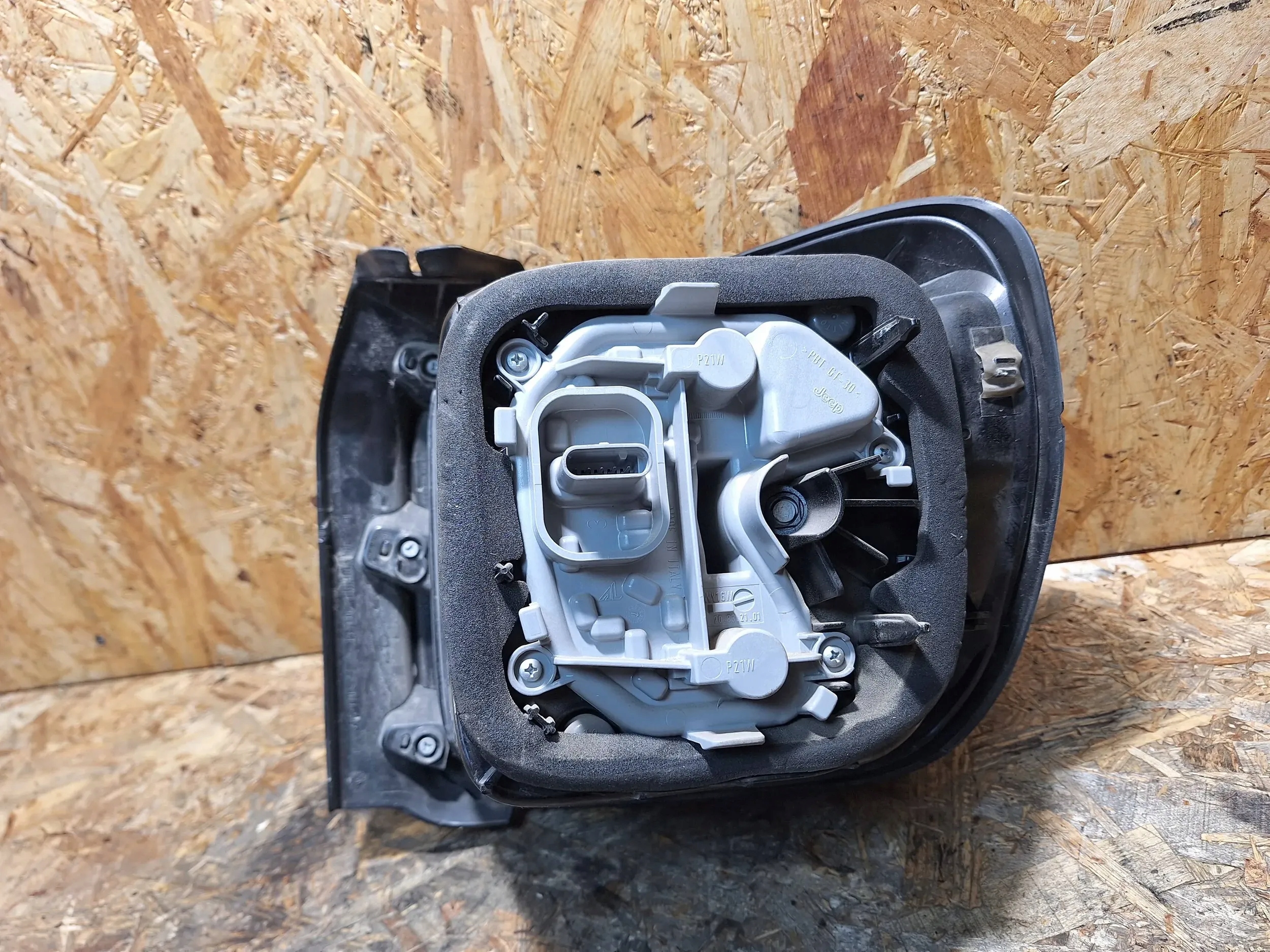 light rear part left JEEP RENEGADE 14-18 51964232 TRAIL HAWK