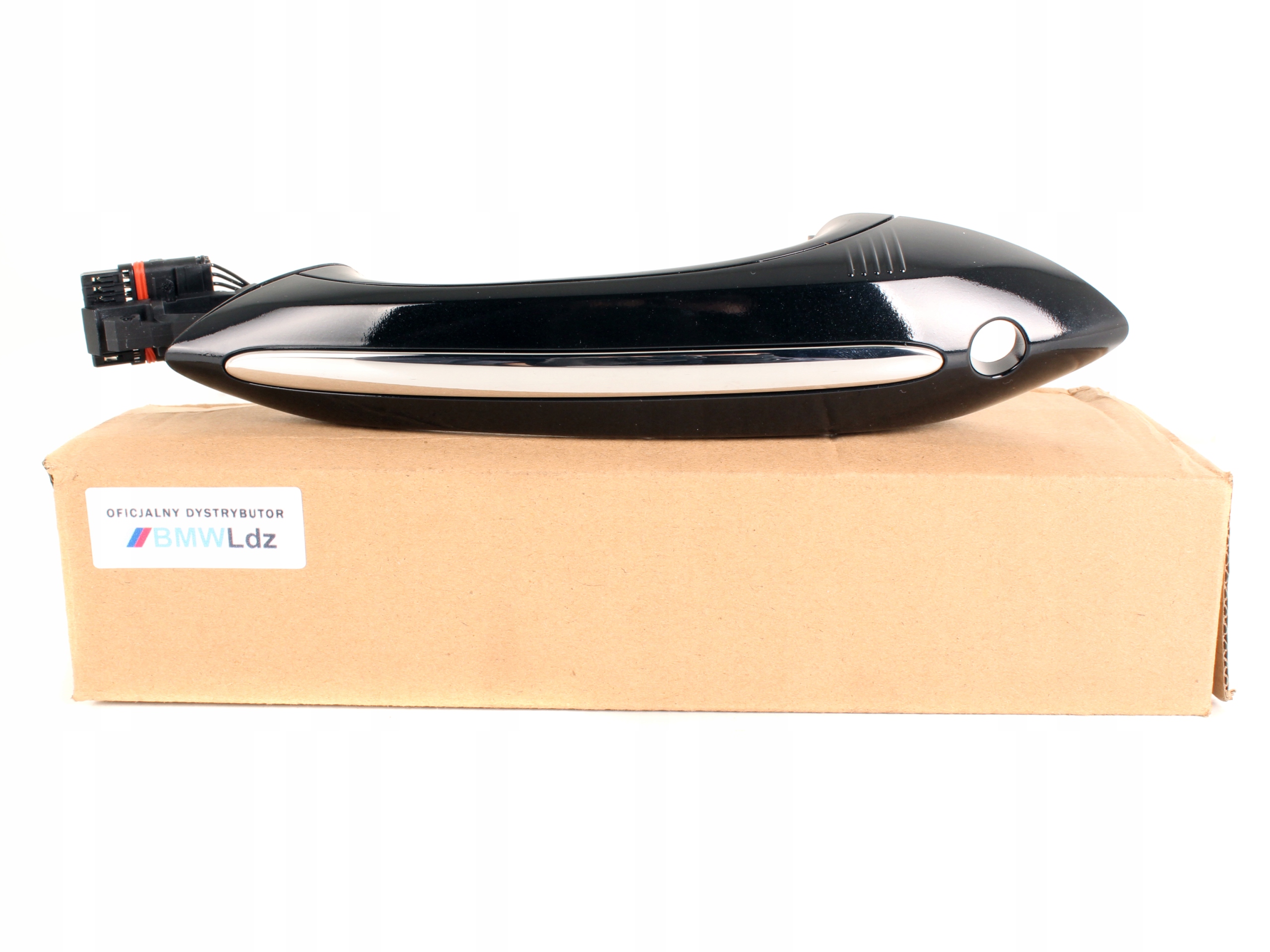 KLAMKA ZEWNĘTRZNA LEWY PRZÓD KEYLESS GO 668