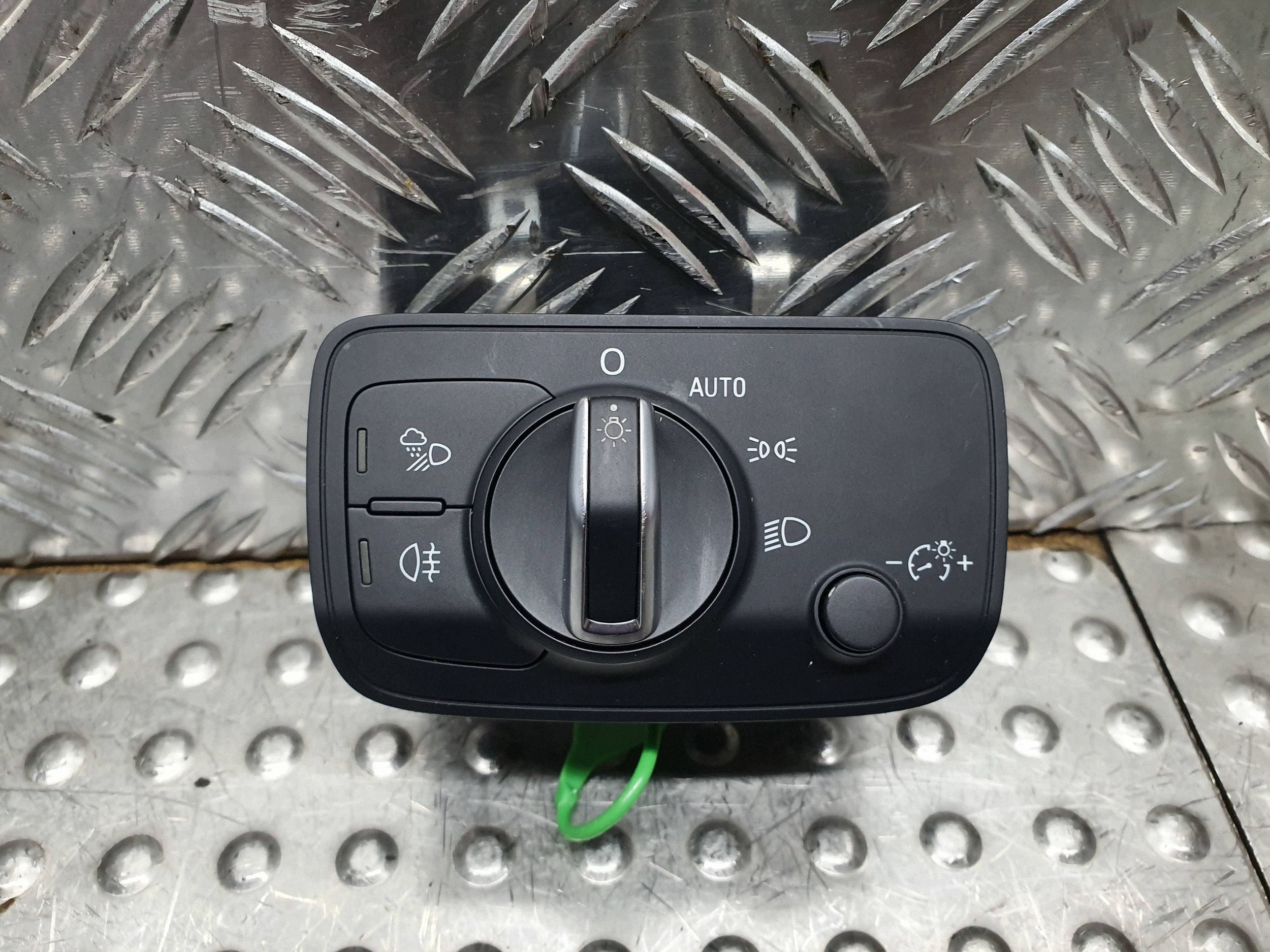 PANEL interruttore luci EUROPA 8V0941531AR AUDI A3 8V LIFT Q2 81A