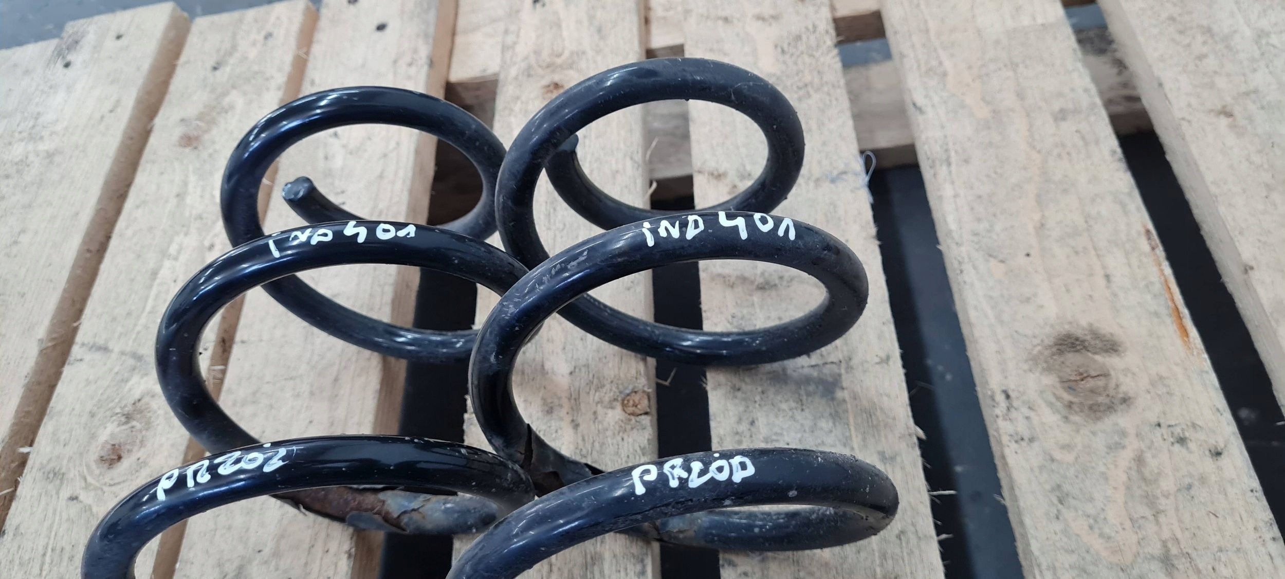 A5 8T LIFT spring springs front SLINE 2X 8K0411105EA A4 B8 LIFT