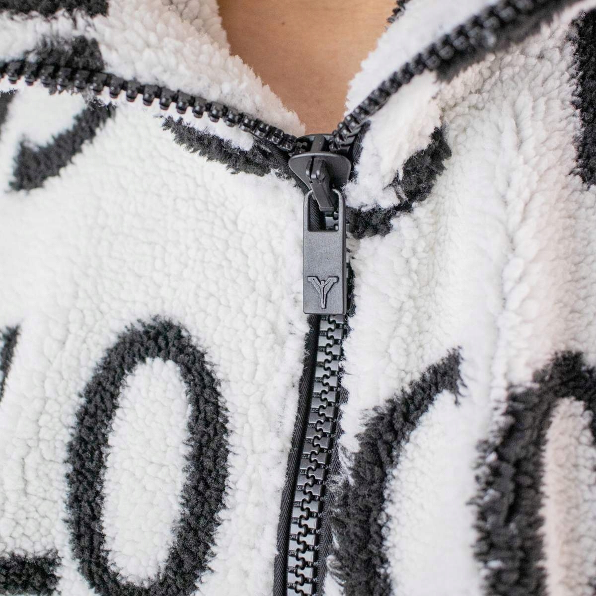 Bluza Teddy Carlo Colucci L Kolor biały