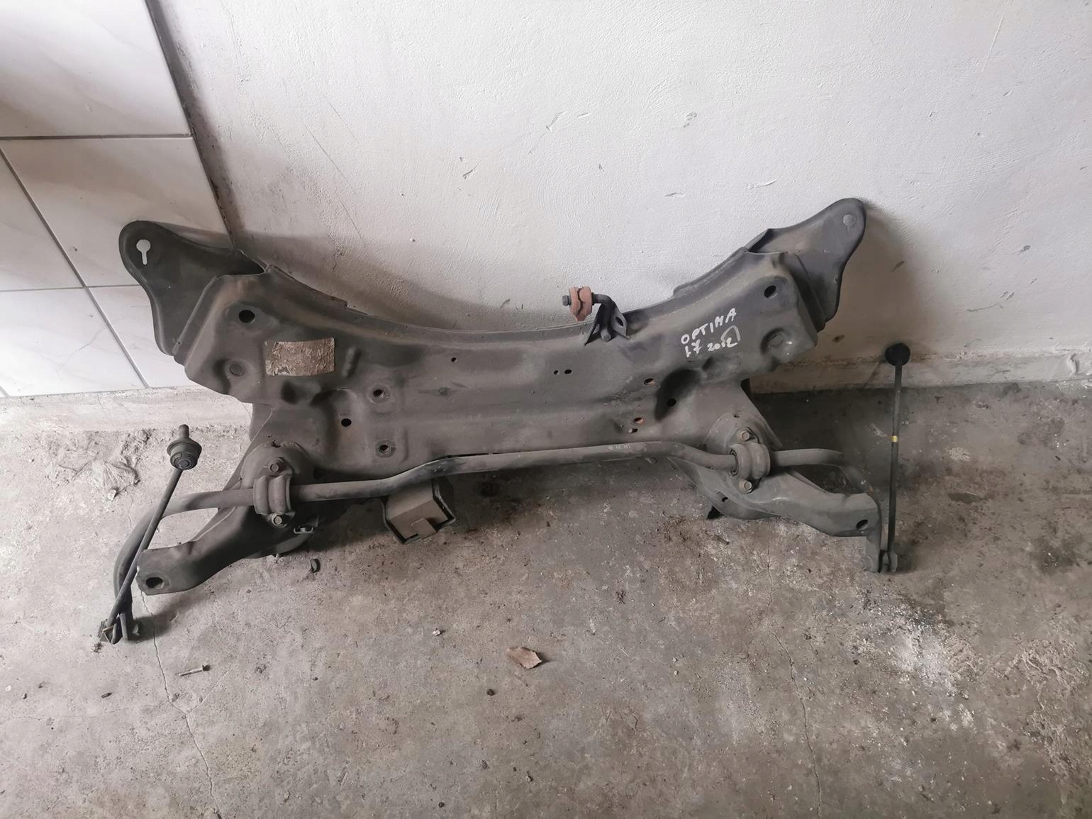 axle beam sider axle beam front KIA OPTIMA III 1.7 CRDi 10-15