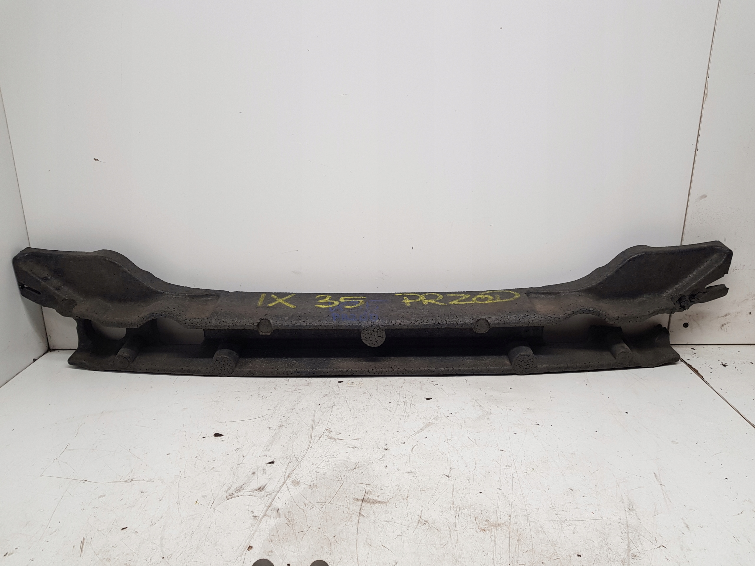 HYUNDAI IX35 АМОРТИЗАТОР ПЕРЕДНЕГО БАМПЕРА 86520-2Y000