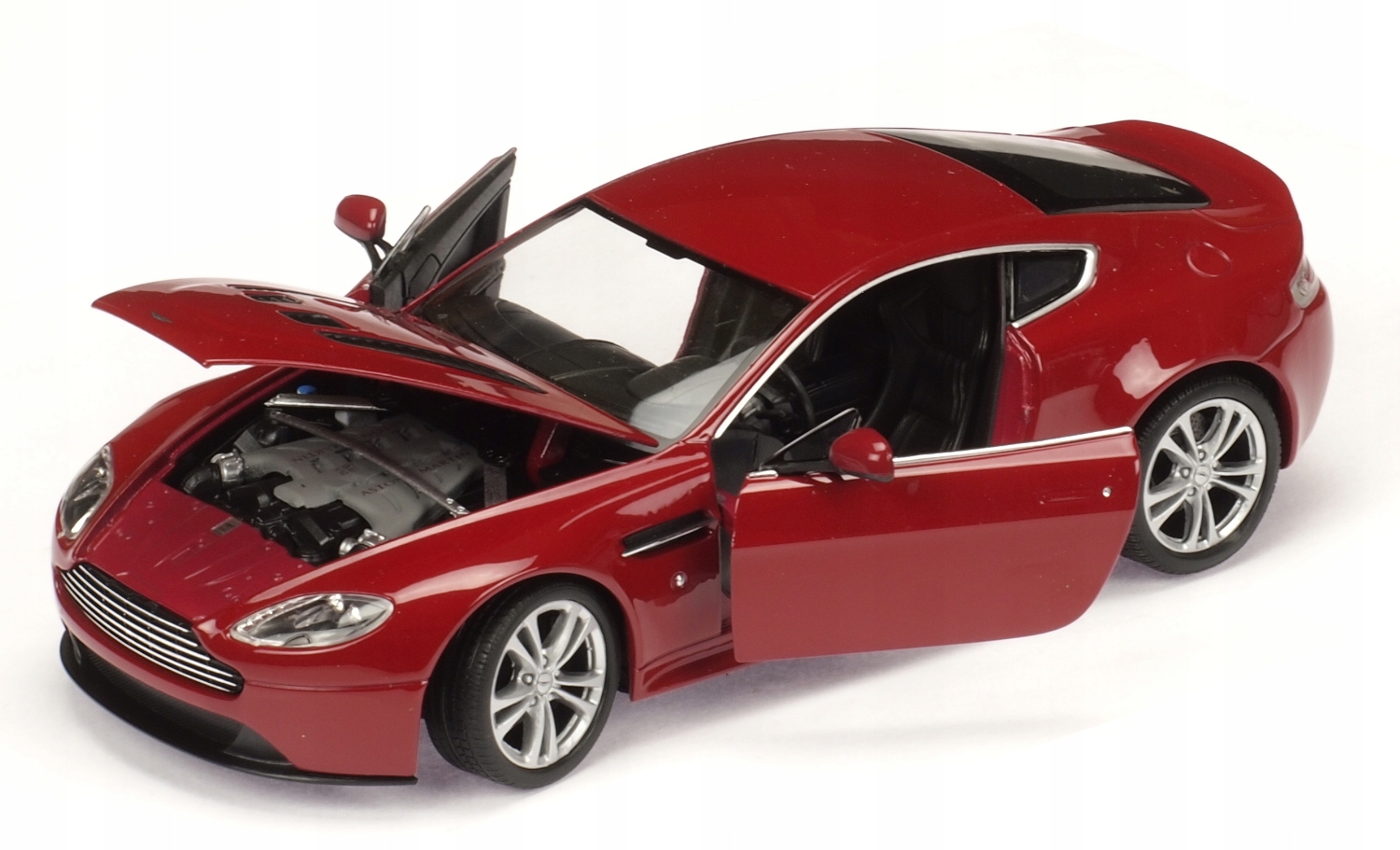 

Metalowe Auto Aston Martin V12 Vantage Welly