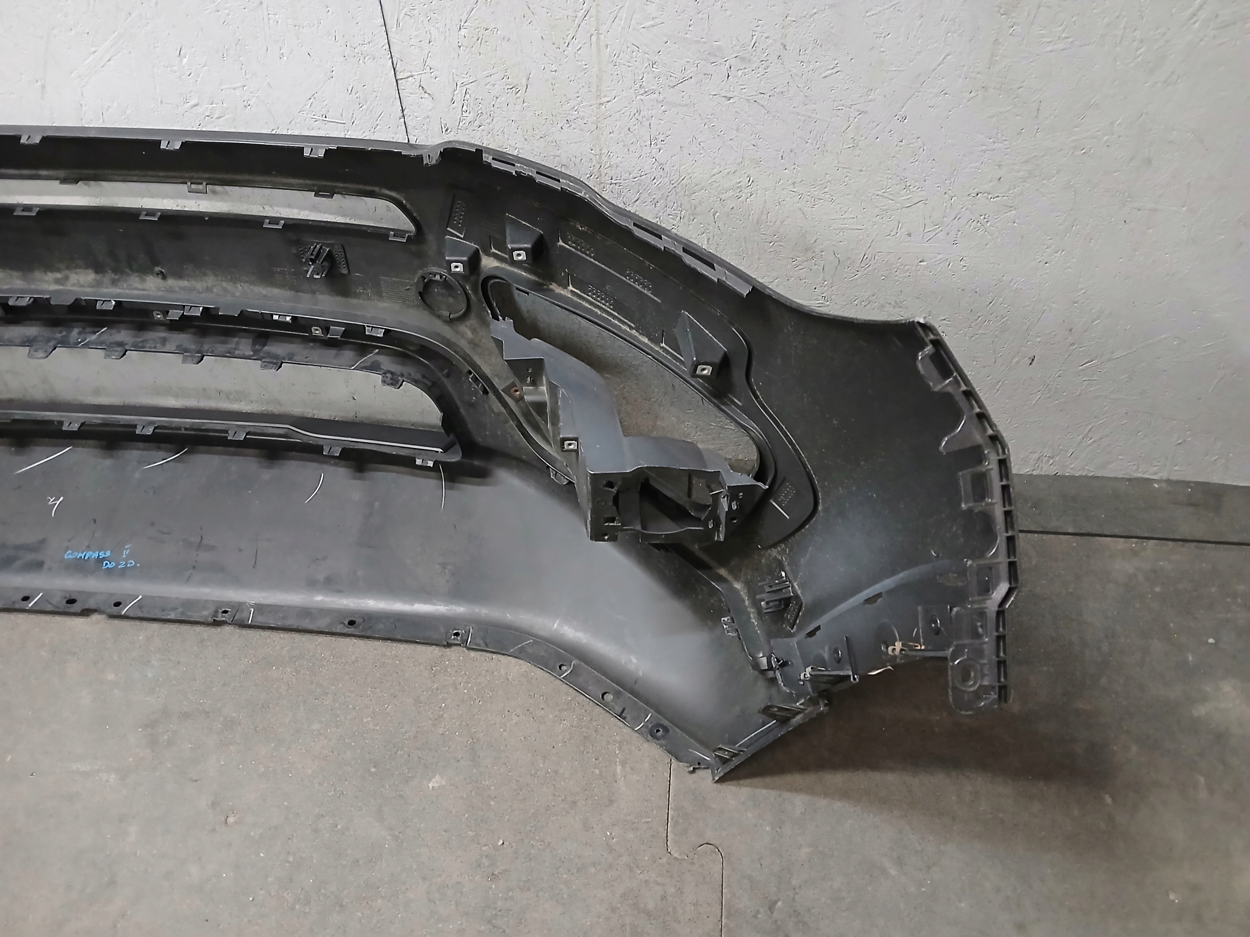 nárazník předek JEEP COMPASS II 2 17