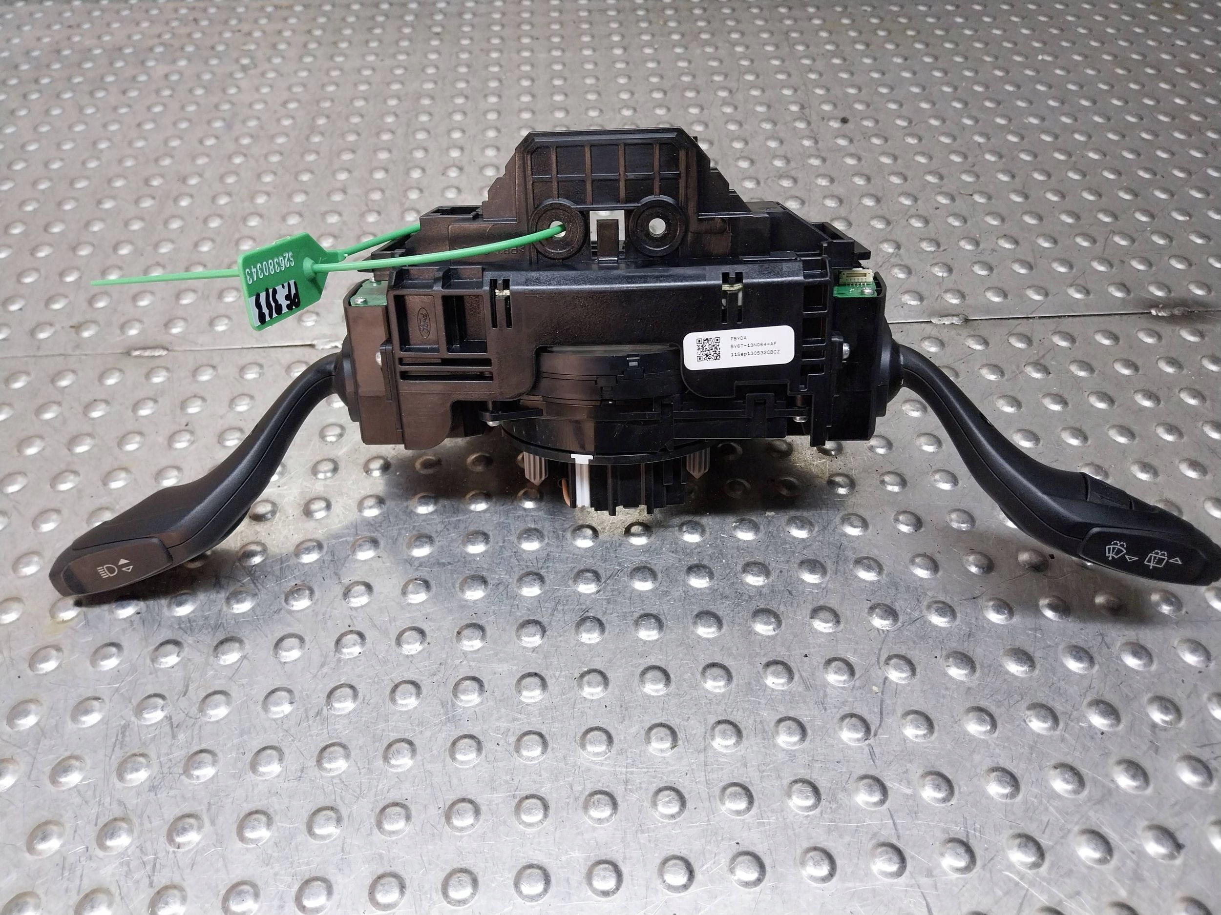 steering wheel levers and controls ring BV6T-13N064-AF FORD C-MAX MK2 FOCUS MK3