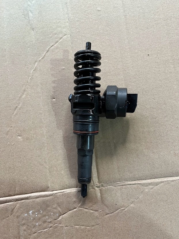 038130073F - НАСОС БРИЗОК VW GOLF IV 4 BORA 1.9 TDI 0414720007