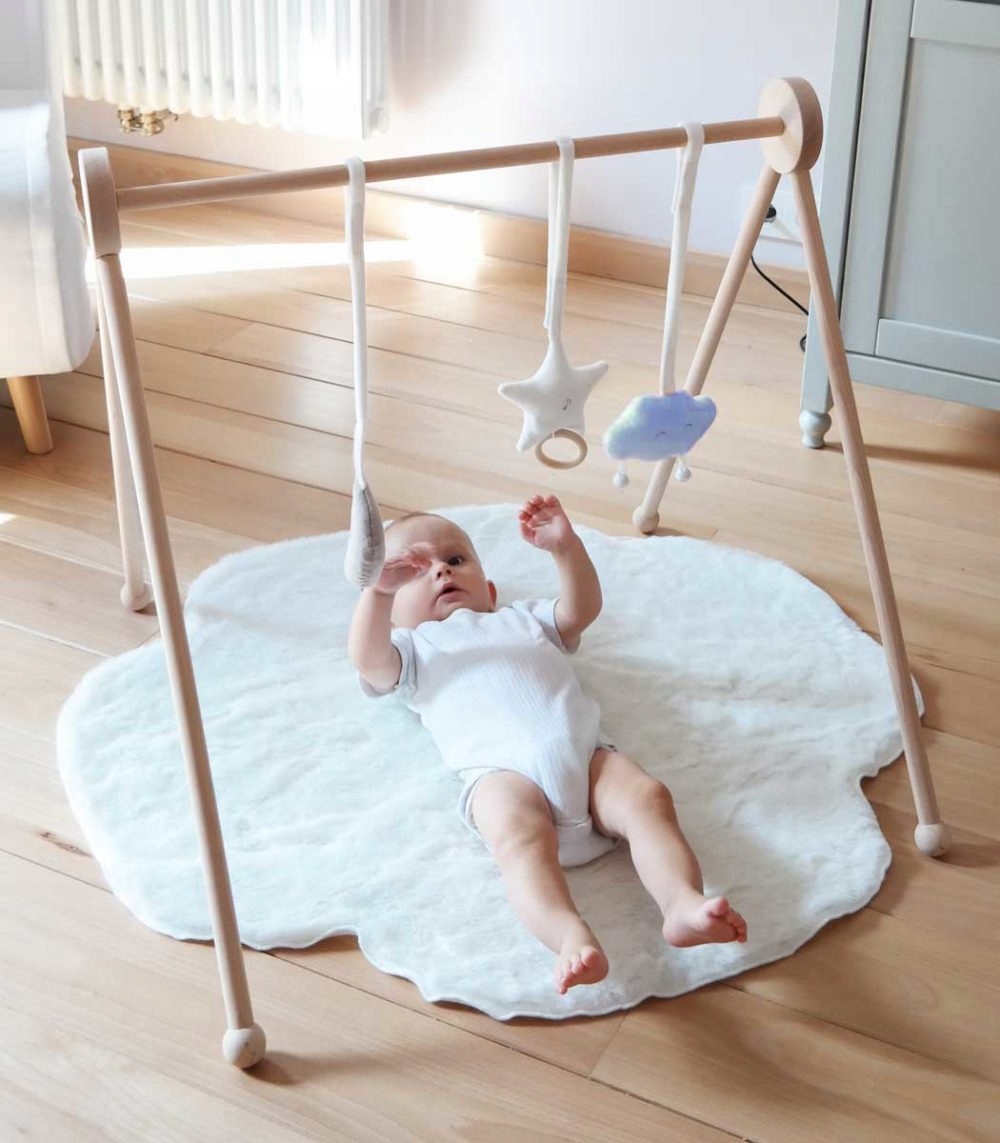 Stojak edukacyjny + 3 zabawki