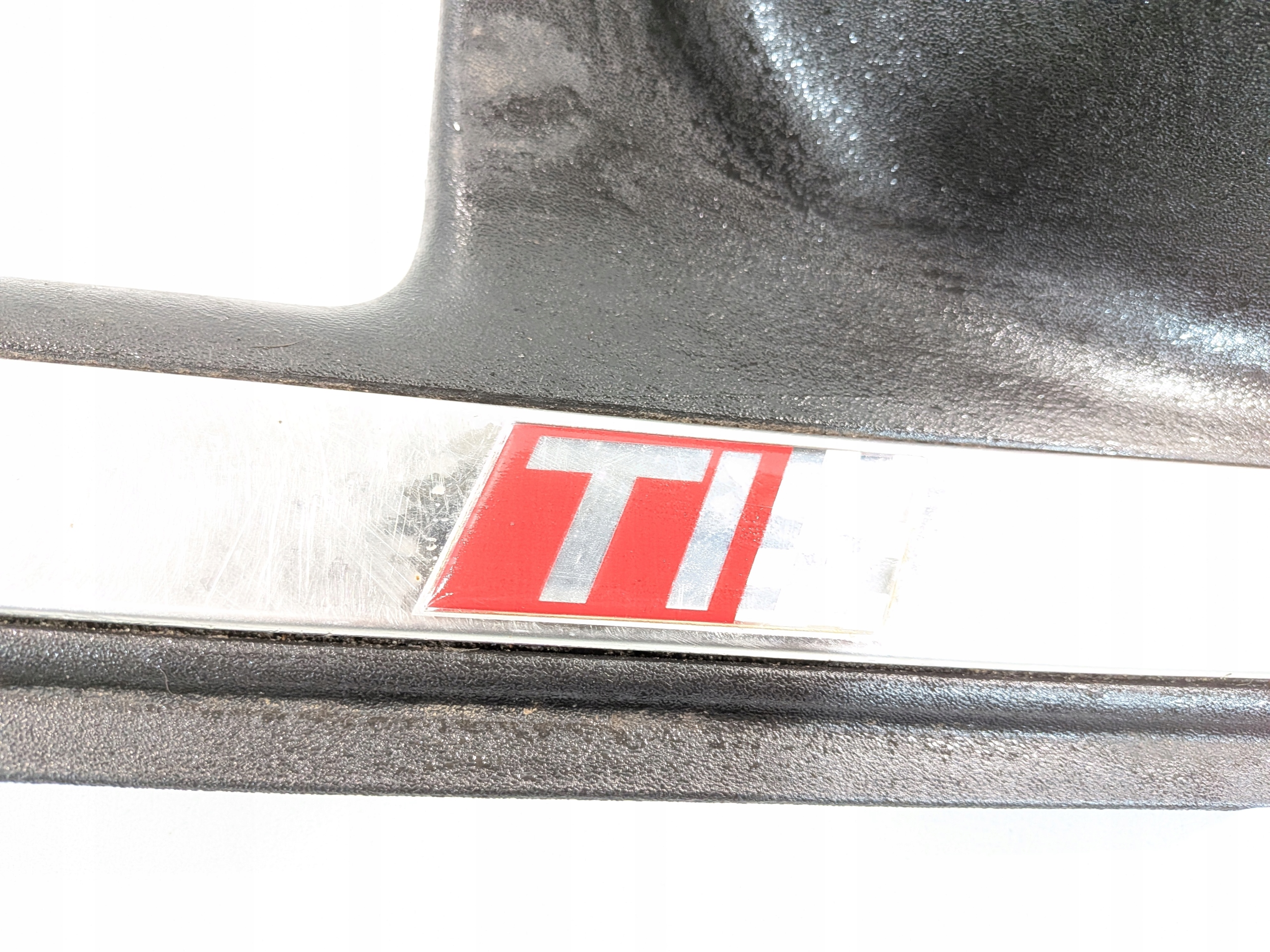 moulding threshold left rear OE 735263947 Alfa Romeo 147 00-10