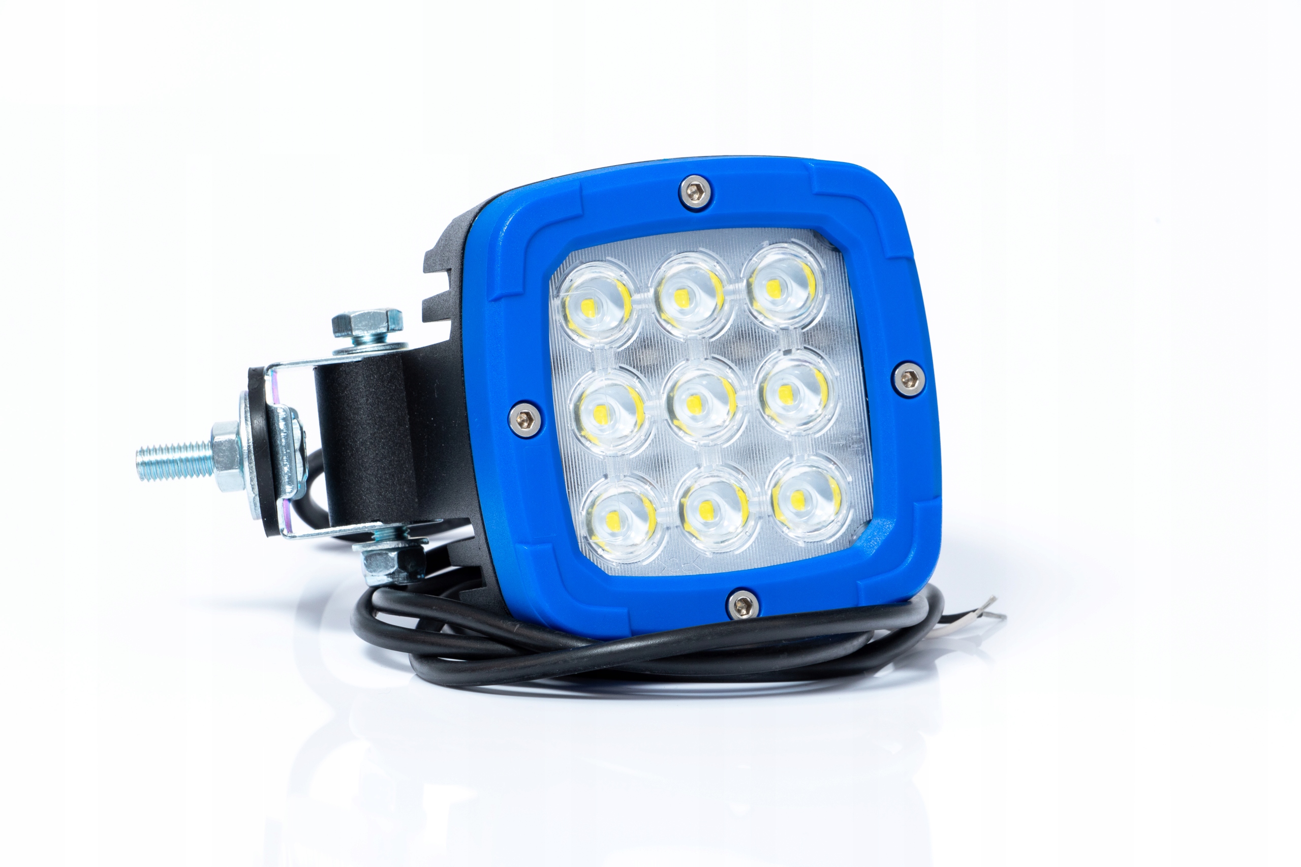 LAMPA HALOGEN ROBOCZY LED REFLEKTOR 12-24V 2800LM Marka 3M