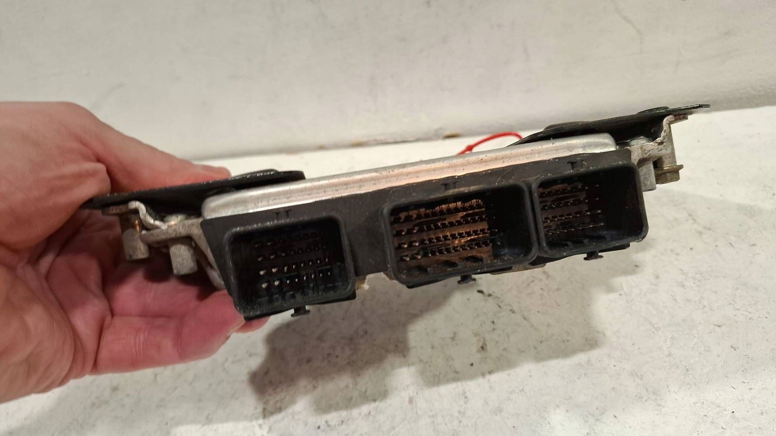 control unit of the engine computer 0281012468 Peugeot Citroen 1.6 16V