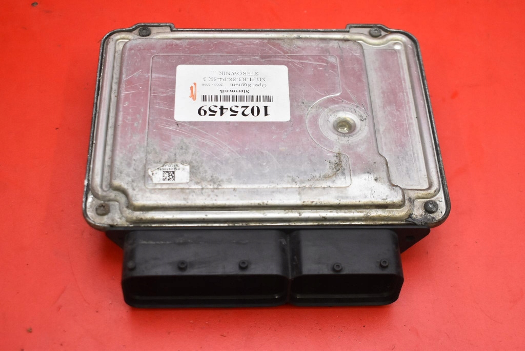 control unit computer of the engine 55205632 OPEL SIGNUM C 1.9 CDTI 150 KM 05-08