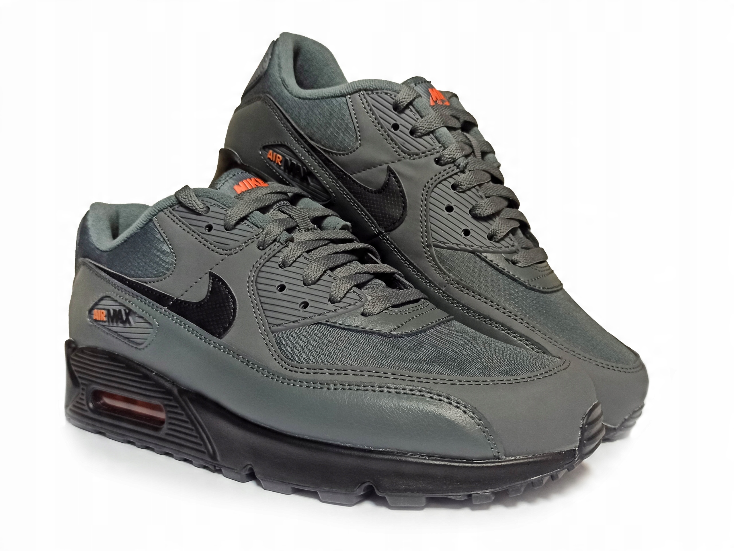 

Nike Air Max 90 DC4116 001 rozmiar 42 + Gratis!
