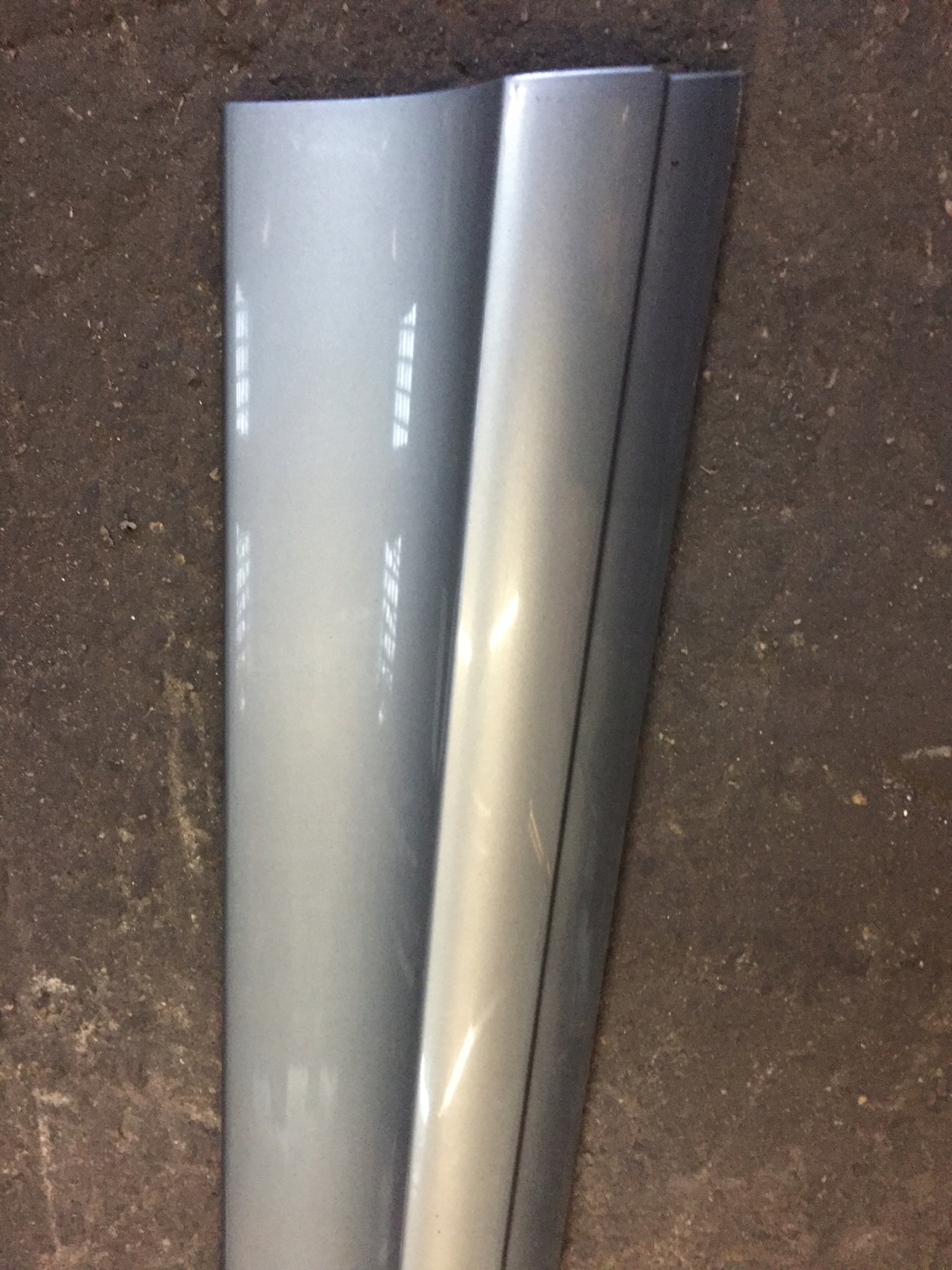 AUDI Q7 4L LY7G moulding lower door left front