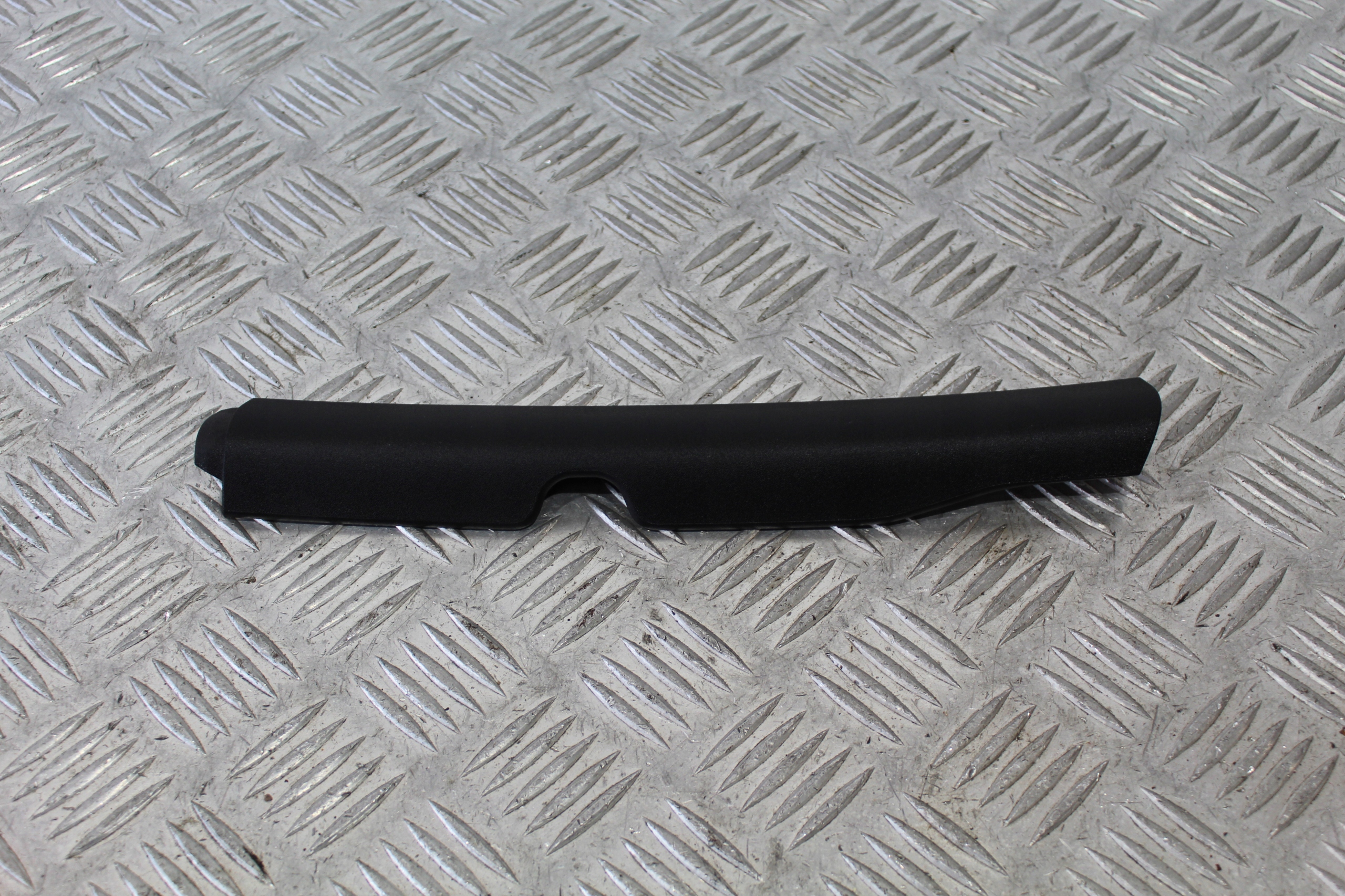 spoiler right FORD MUSTANG 2019 FR3B-765702-AD