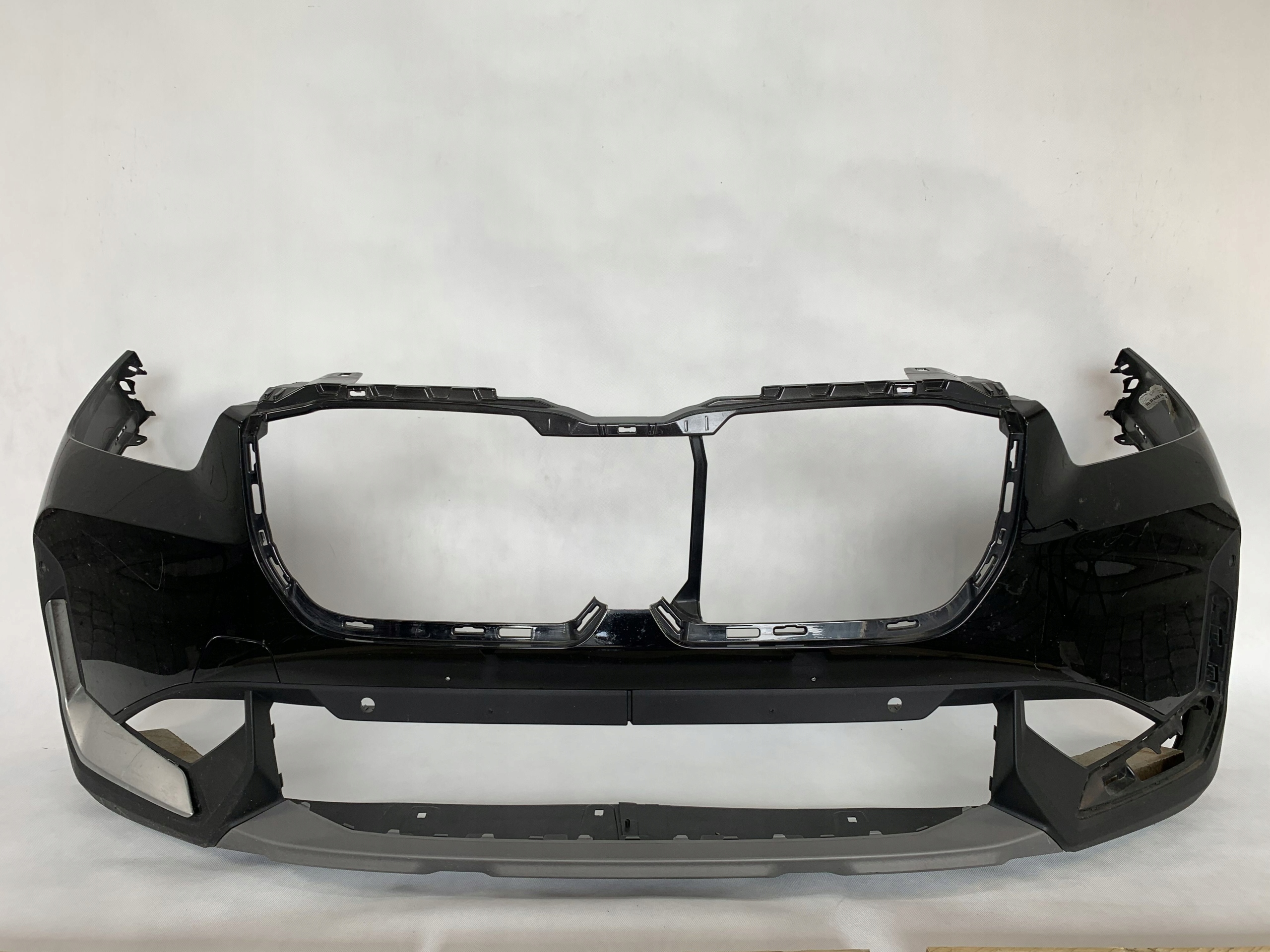 front bumper BMW X1 U11 iX1 22r PDC 51119883579 04.26r