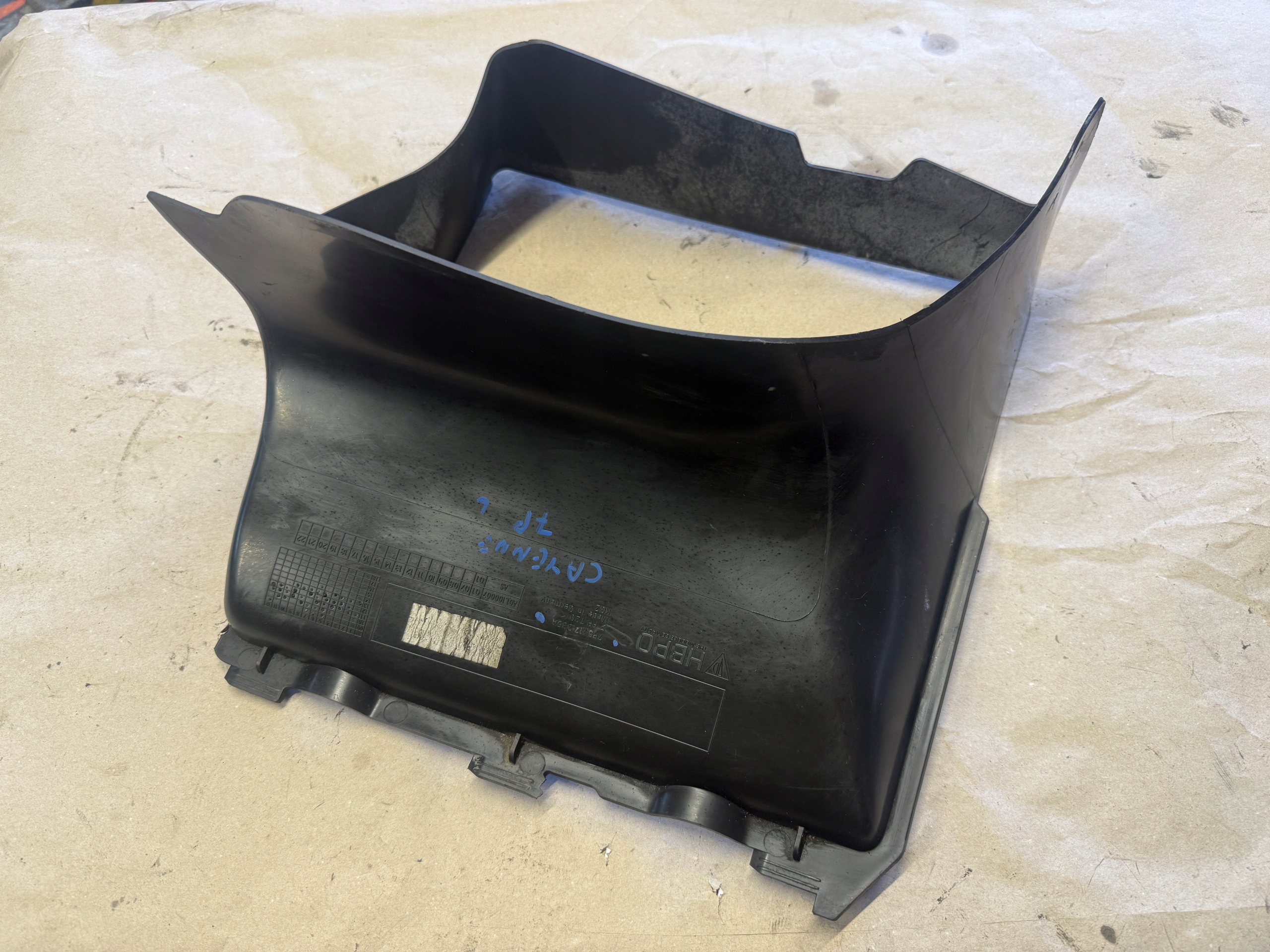 PORSCHE CAYENNE II 3.0D Blende Abdeckung intercooler links 7P5117335A