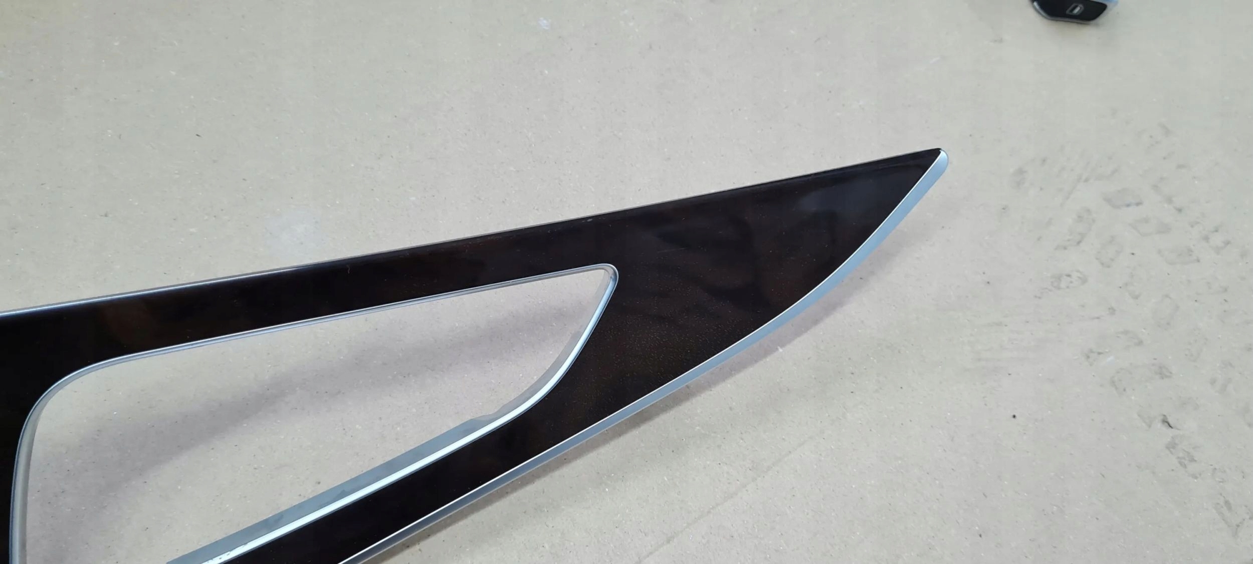 A6 C7 4G DEKOR moulding door cover left front 4G0867409D LE2