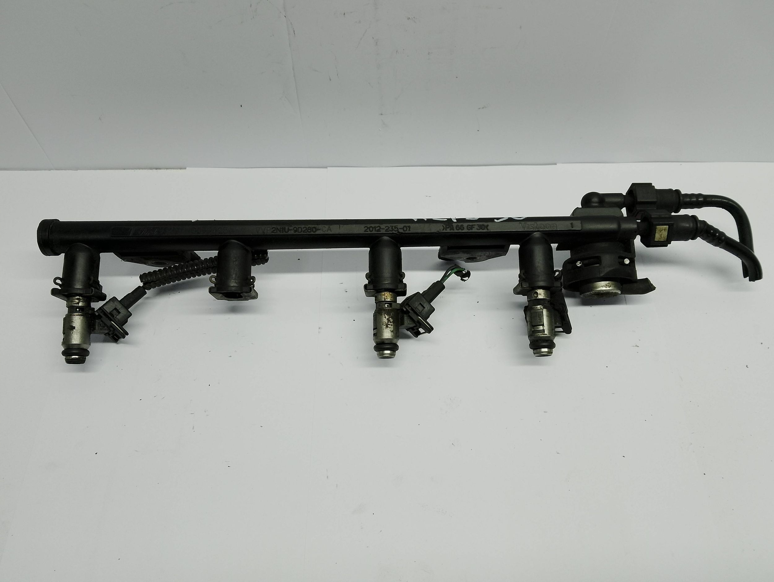 Kraftstoffverteiler Einspritzleiste Visteon Ford 2N1U9D280CA