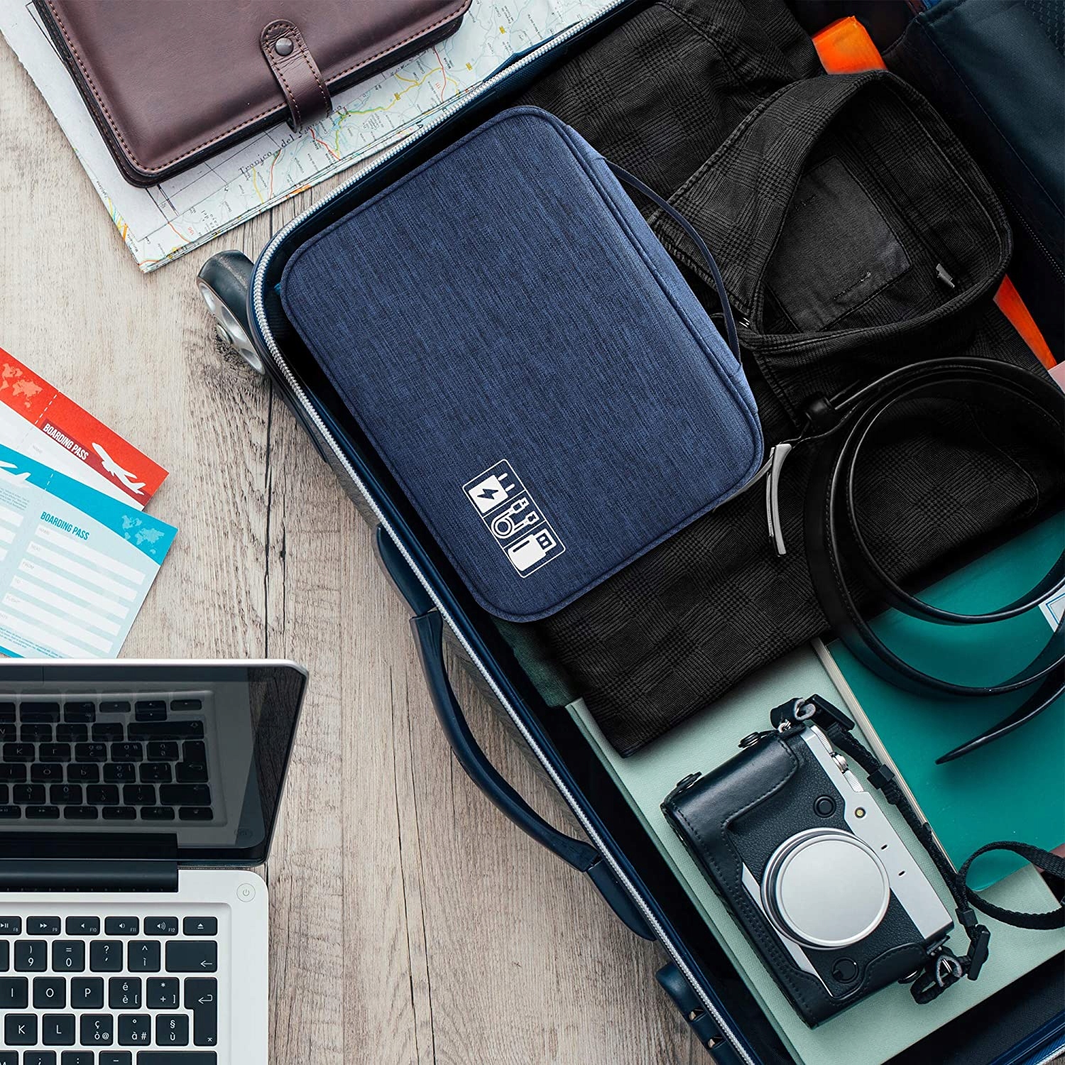 FUTERAŁ Pudełko TORBA ORGANIZER na APARAT Kable KARTY Pamięci Micro SD SDHC Producent inny