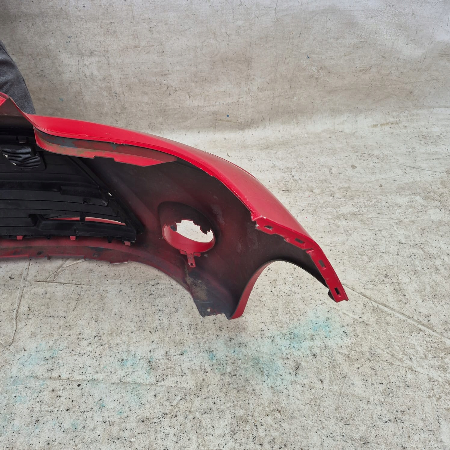 TOYOTA AYGO and LIFT 12-14 bumper front front