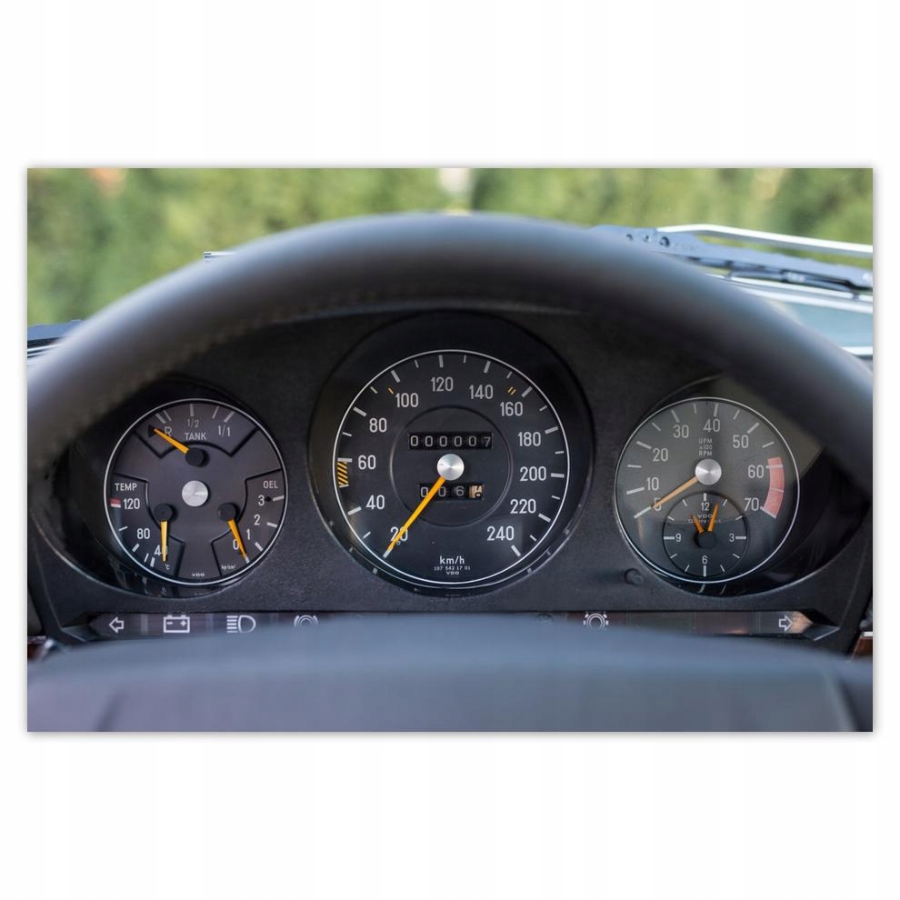 

Plakaty 60x40 Mercedes 450 Slc Klasyk