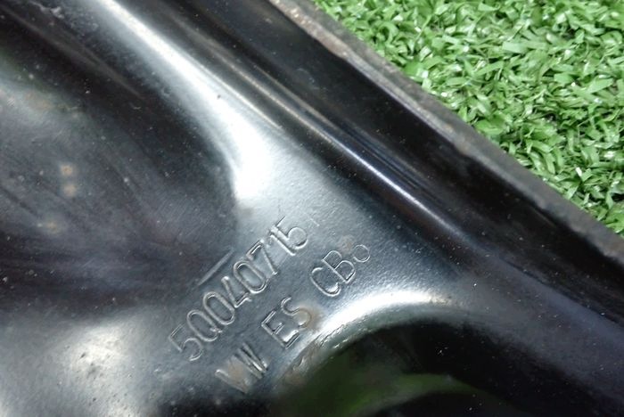 VW SEAT SKODA AUDI Querlenker links 5Q0407151