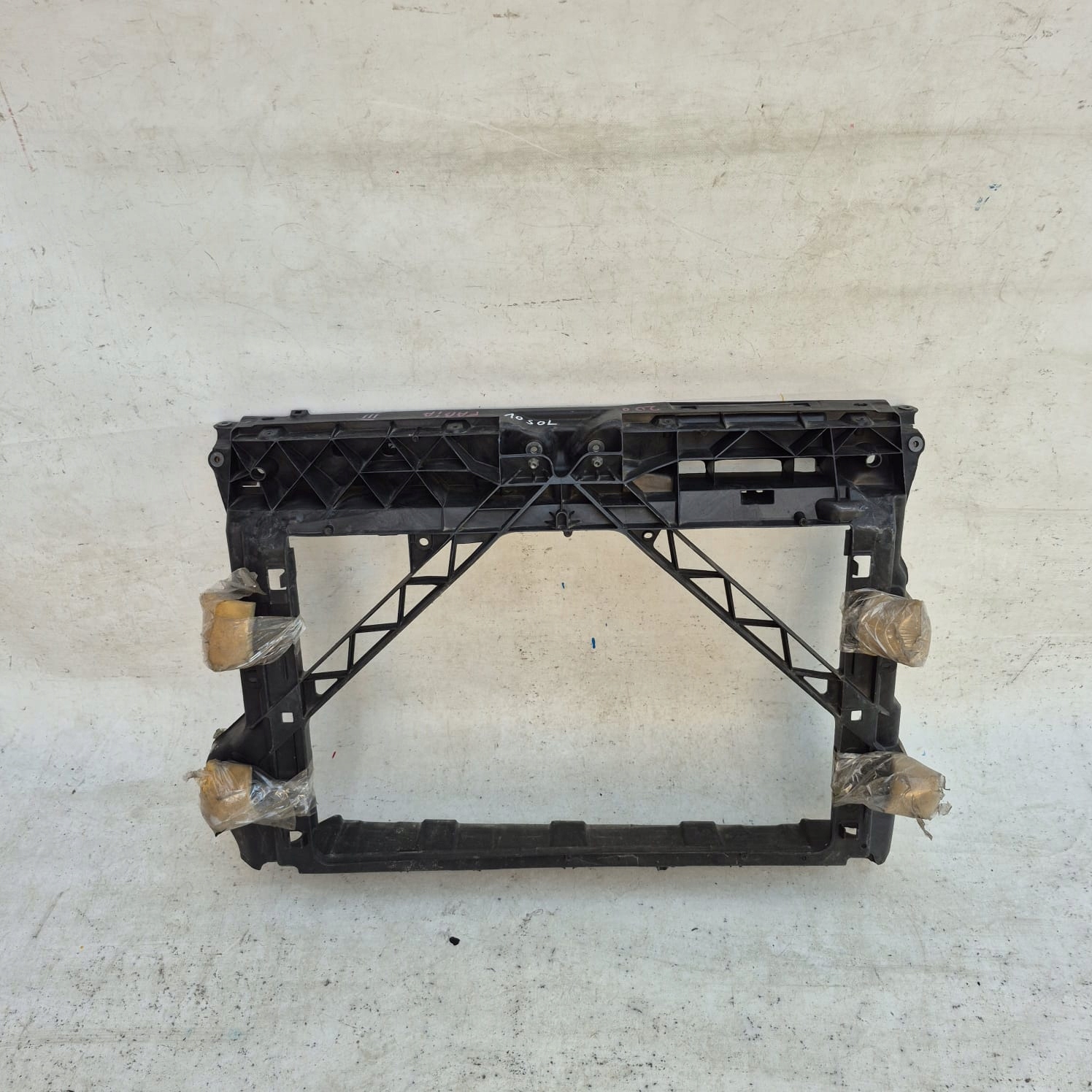 SKODA FABIA III 6V0 14- support panel for radiators pillar 6V0805588F