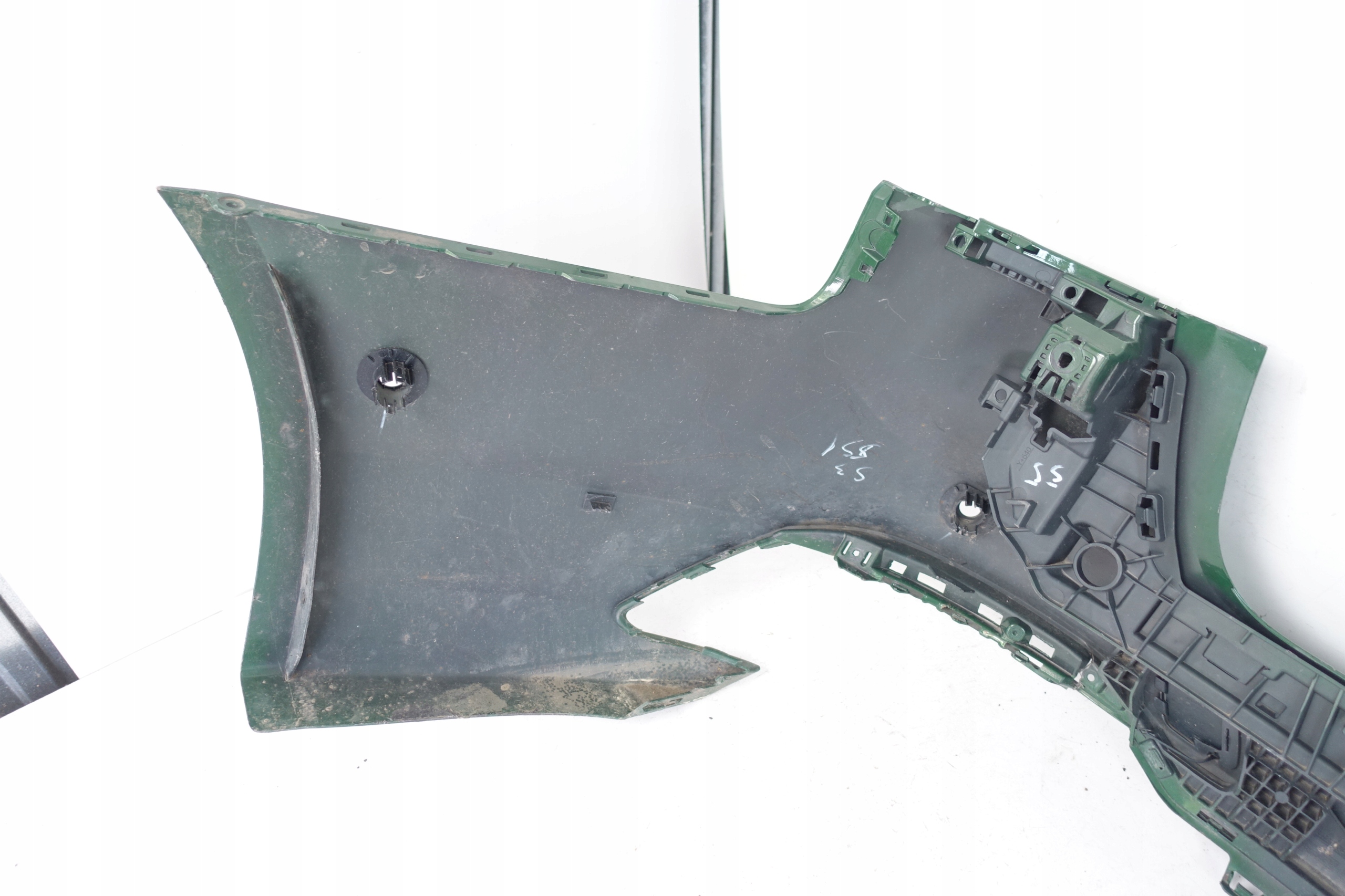 bumper rear part rear AUDI RS4 B9 KOMBI 8W9807511A