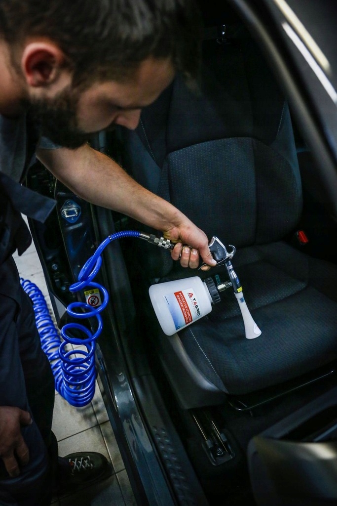 PIANOWNICA PISTOLET PIORĄCY DO PRANIA CZYSZCZENIA TAPICERKI PIANY 1L Rodzaj czyszczenie tekstyliów