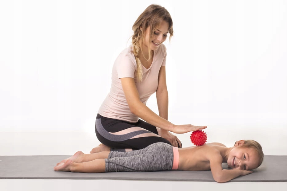 Piłka piłeczka sensoryczna do masażu 7,6 cm Jeżyk Kod producenta 407_YELLOW