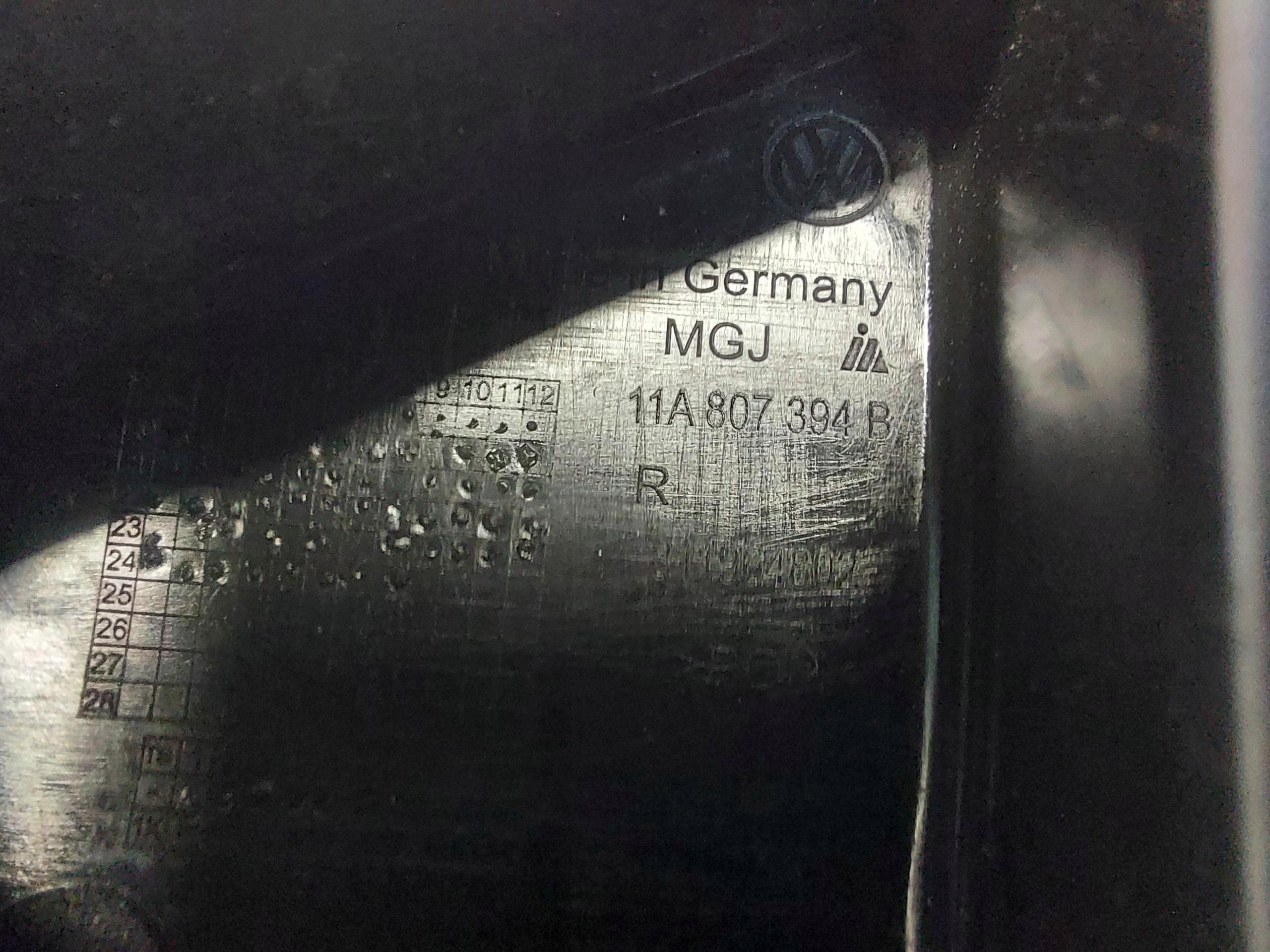 VW ID4 11A , 2024r SUV 5D bumper bracket rear part right 11A807394B