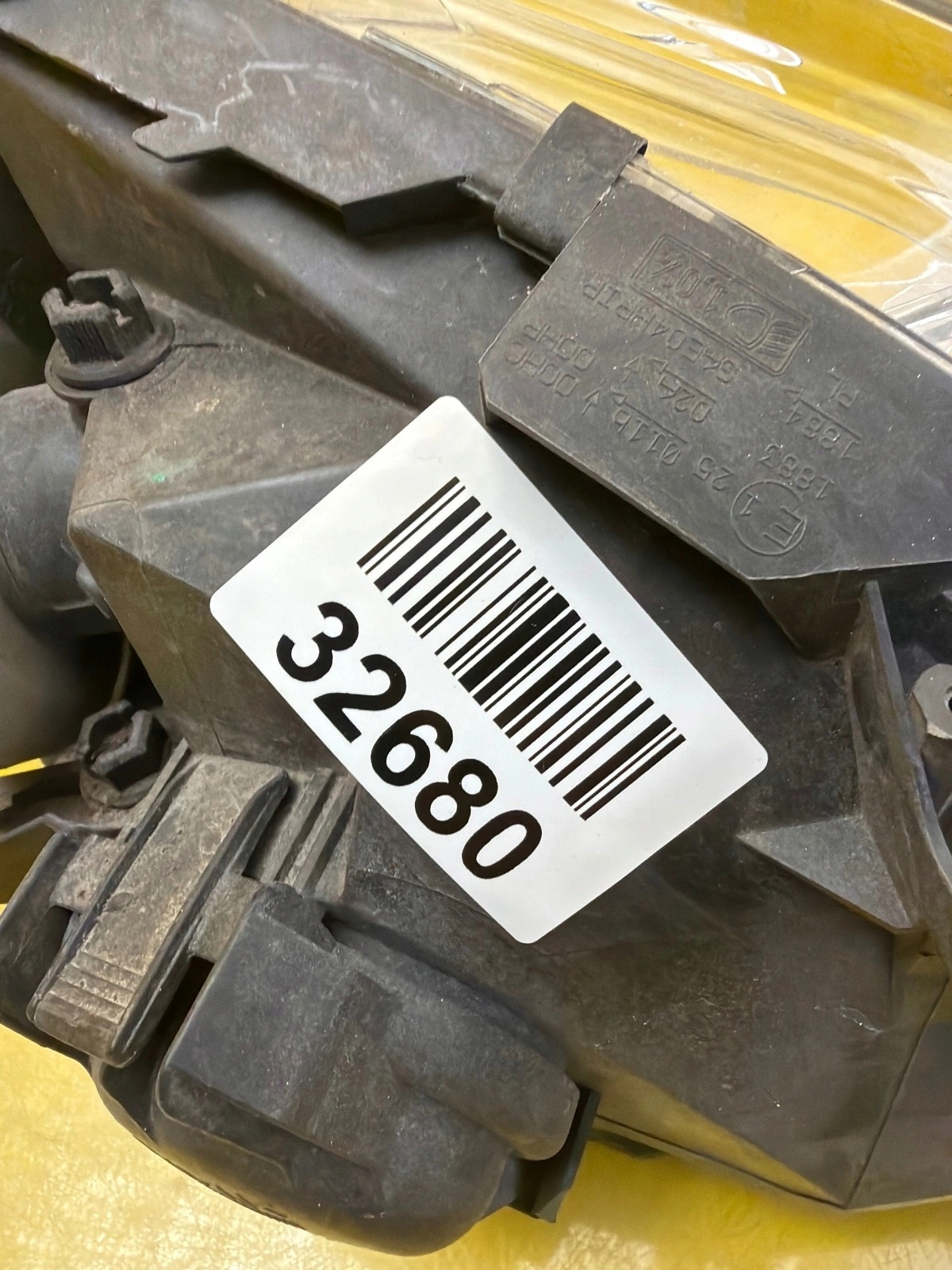 light left front Mercedes B-Klasa W245 (05-08) A1698201761 lens